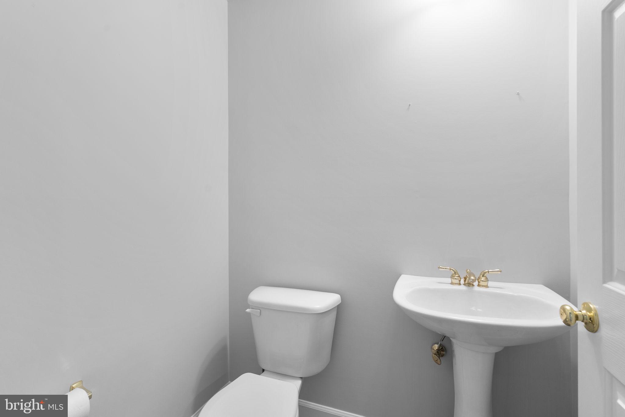 KINGSVIEW VILLAGE - Residential