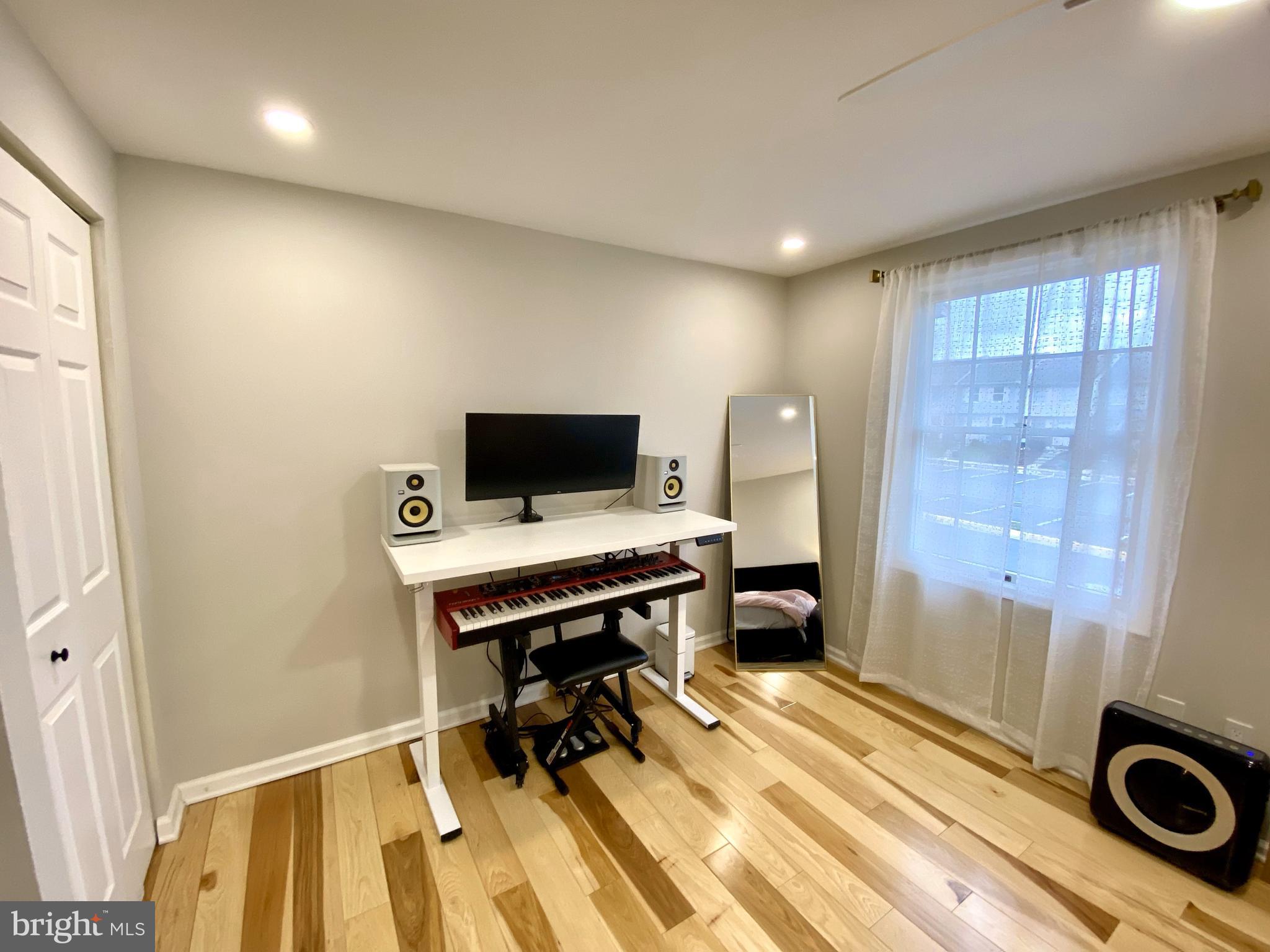 NEWINGTON HEIGHTS - Residential