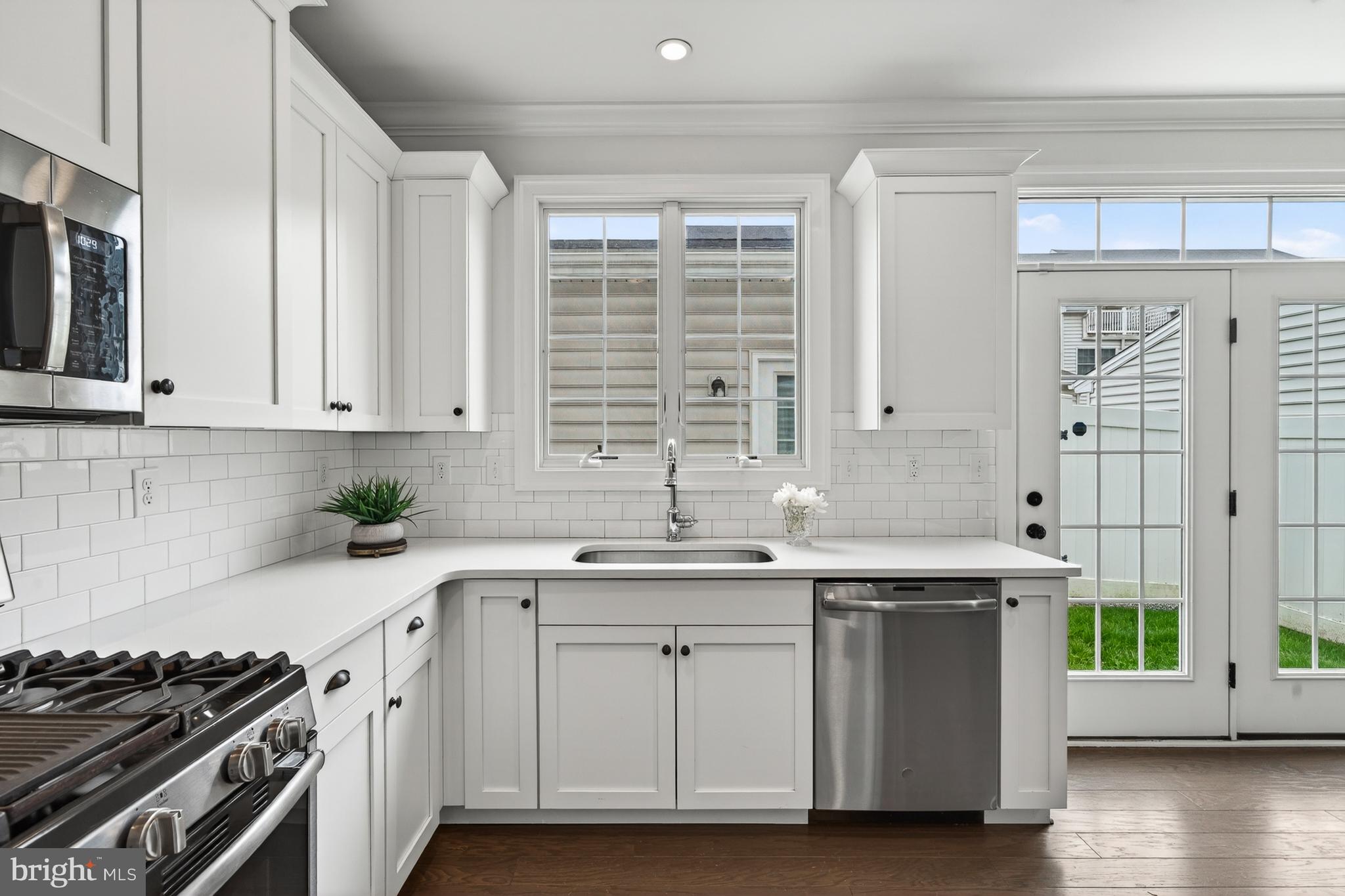 MAGNOLIA PLACE - Residential