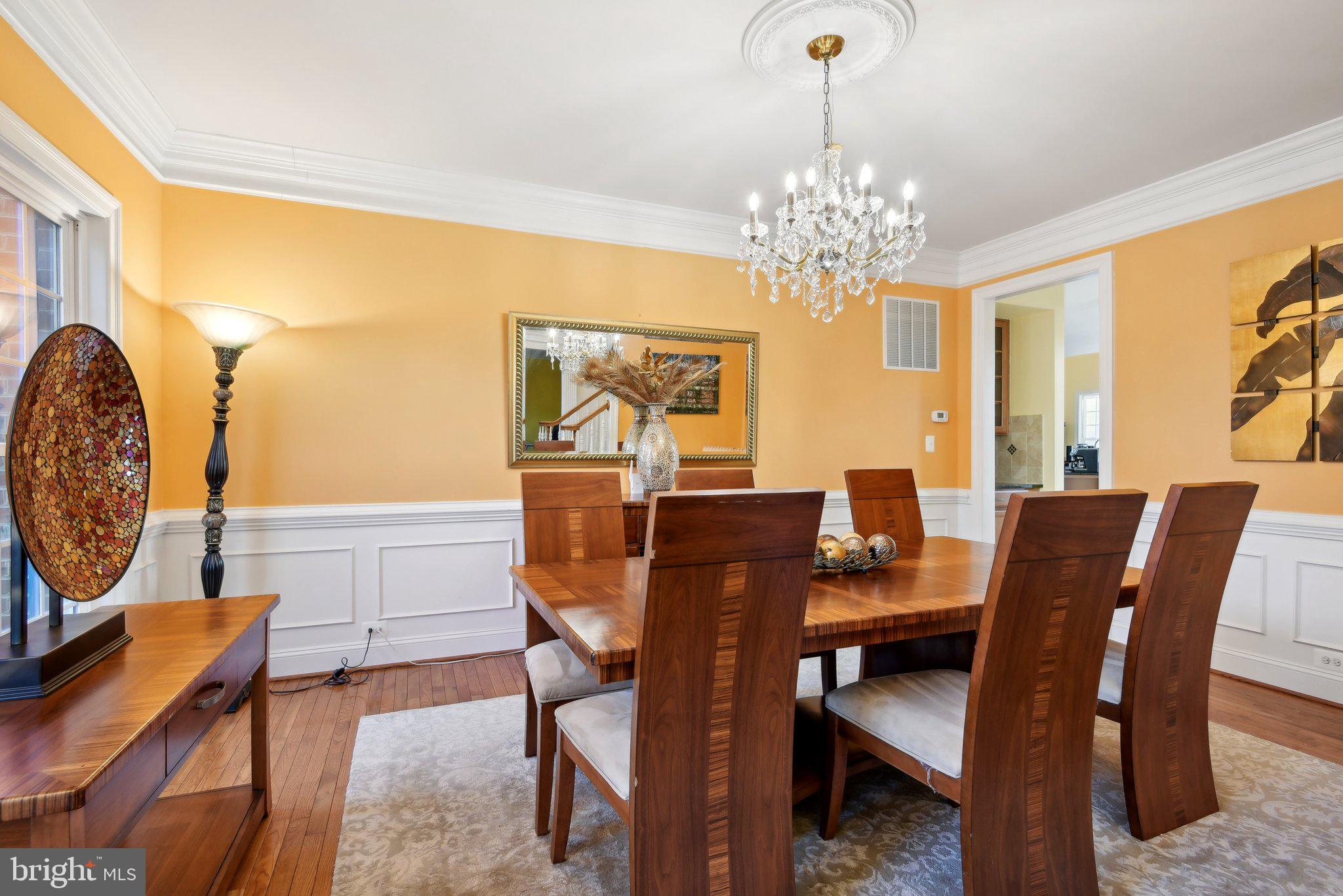 SEVEN HILLS - Residential