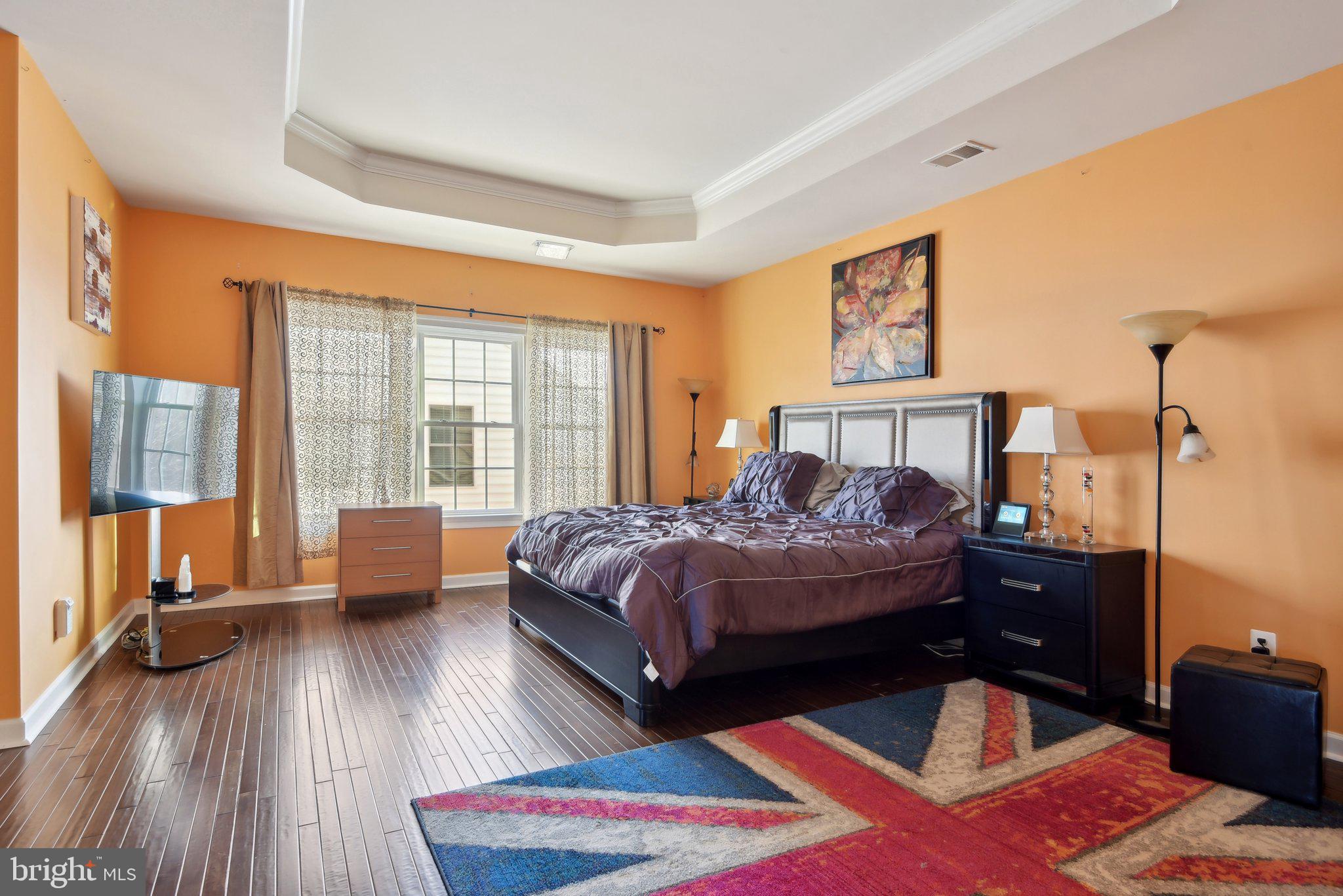 SEVEN HILLS - Residential