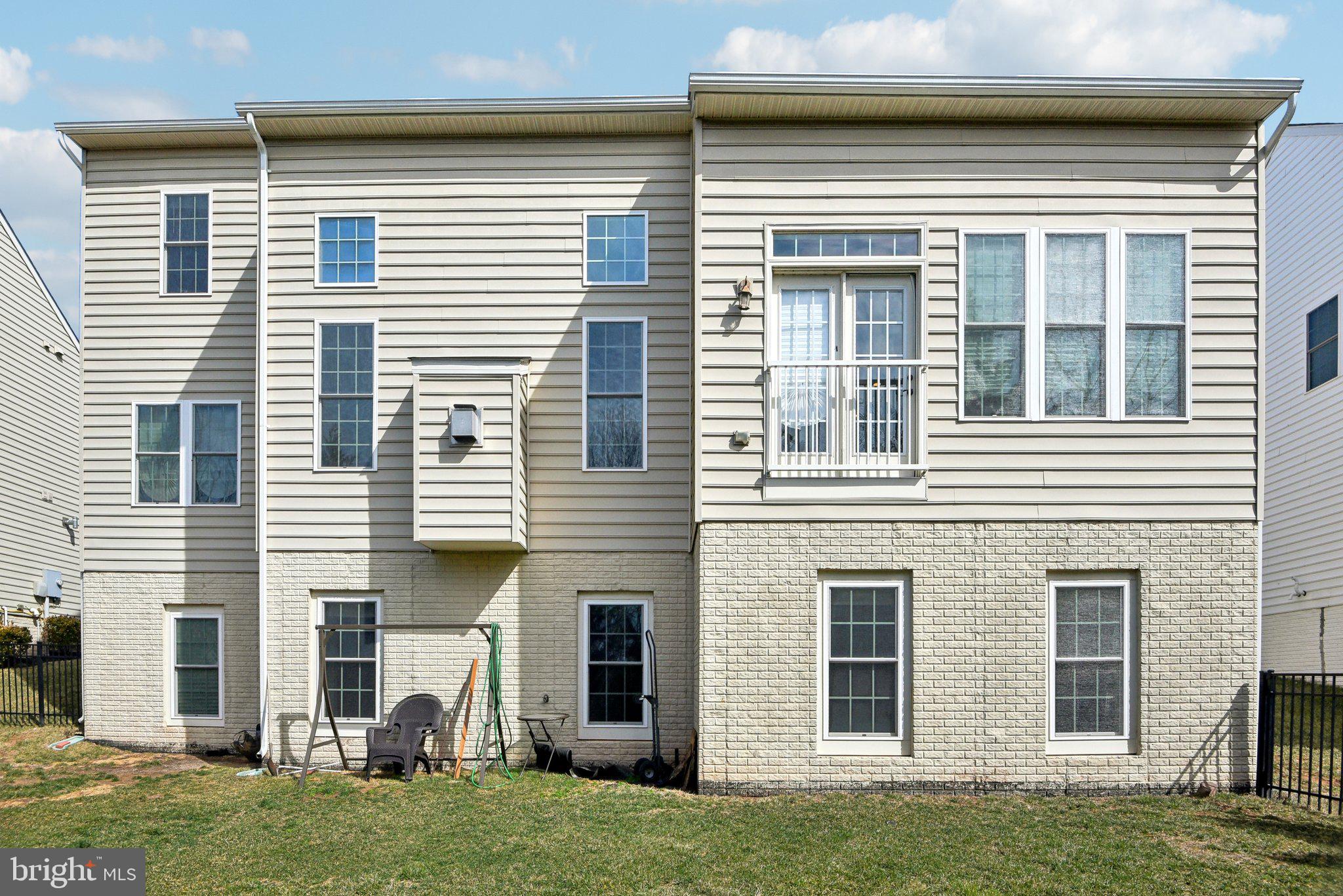 SEVEN HILLS - Residential