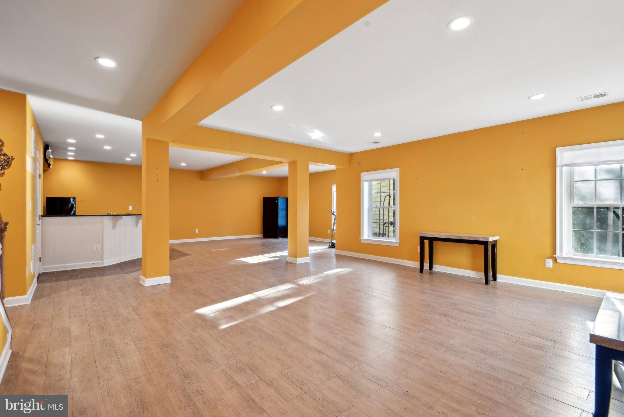SEVEN HILLS - Residential