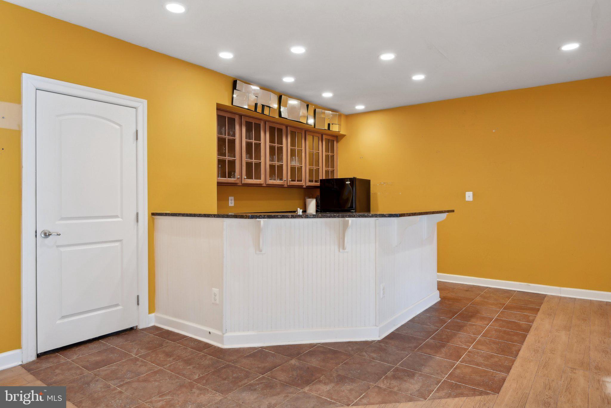 SEVEN HILLS - Residential