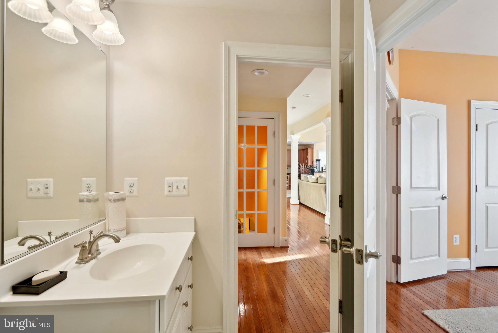 SEVEN HILLS - Residential