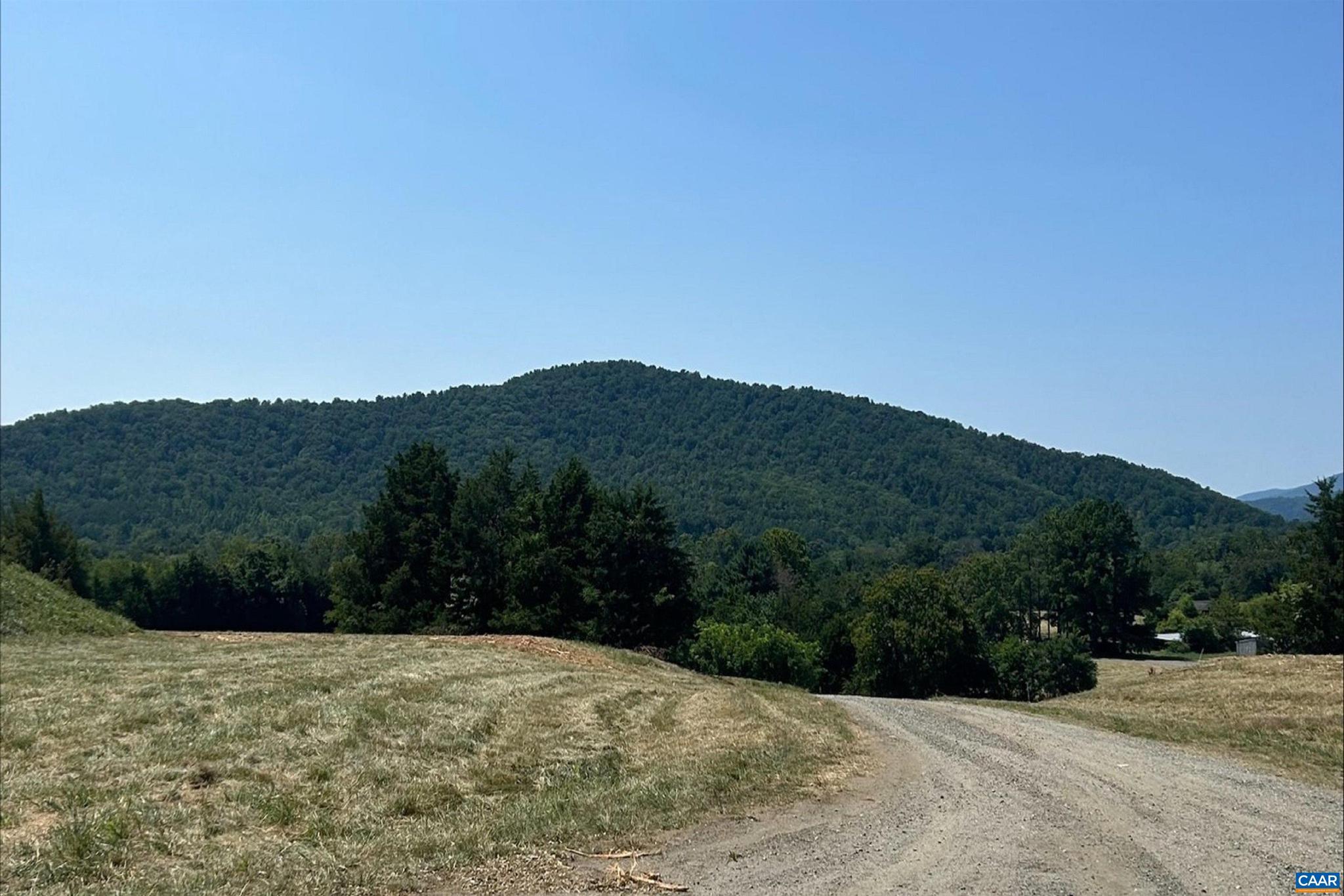 STONE BROOK - Land
