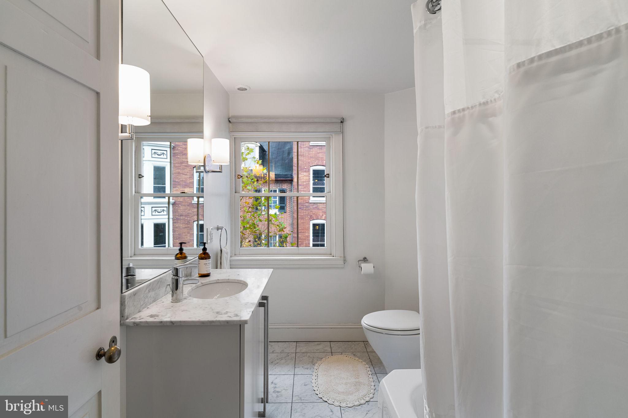 WASHINGTON SQ WEST - Residential