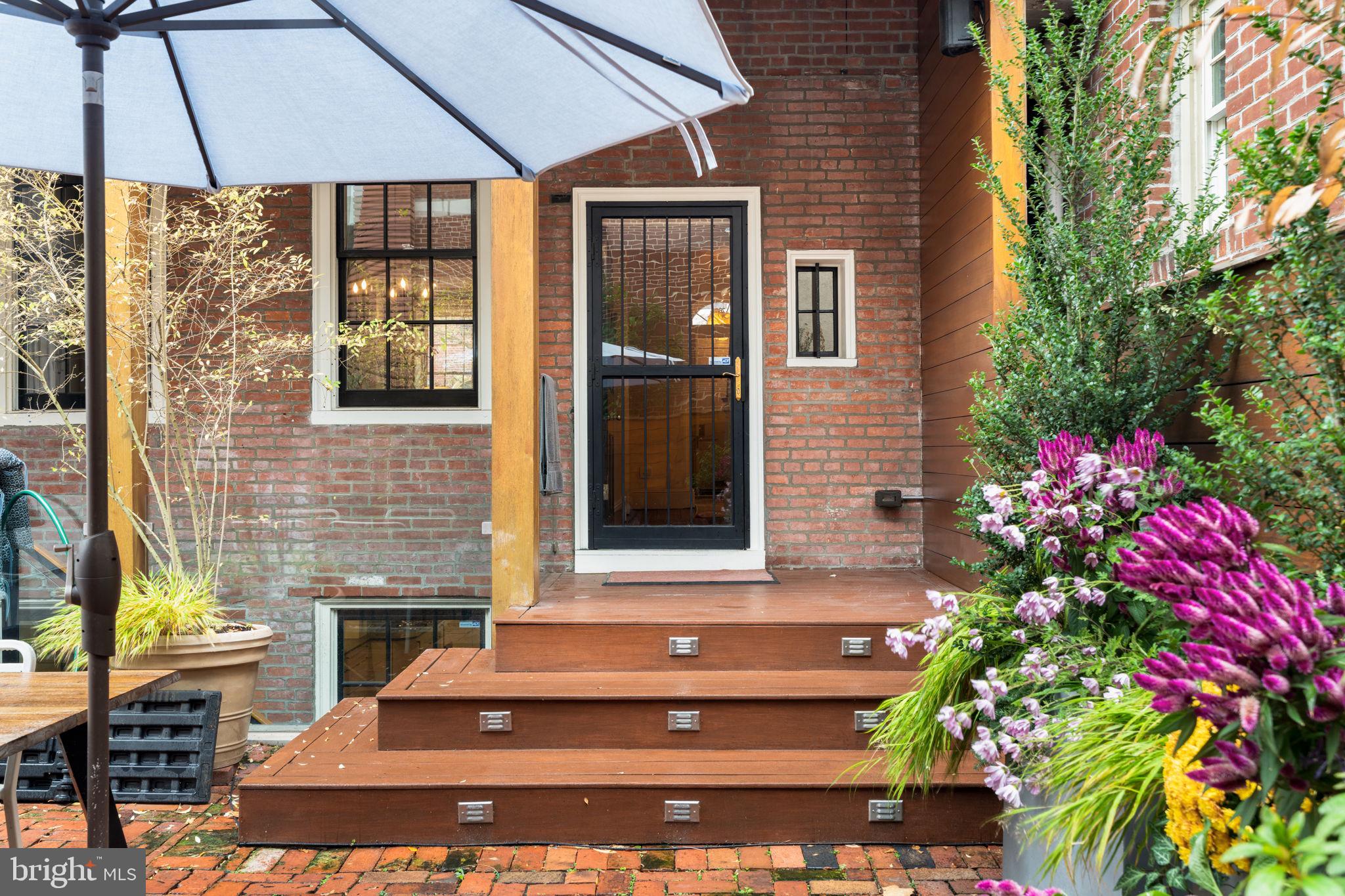 WASHINGTON SQ WEST - Residential