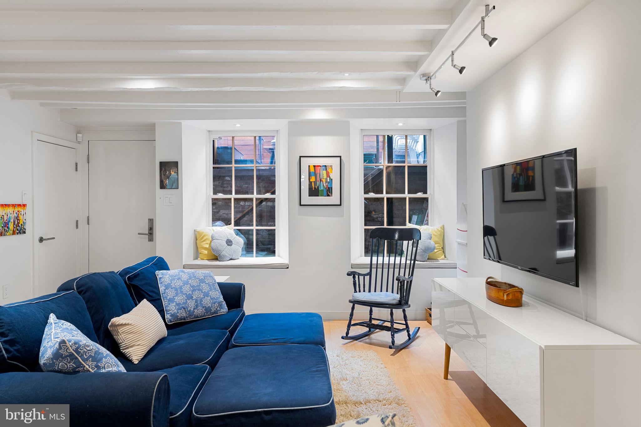 WASHINGTON SQ WEST - Residential