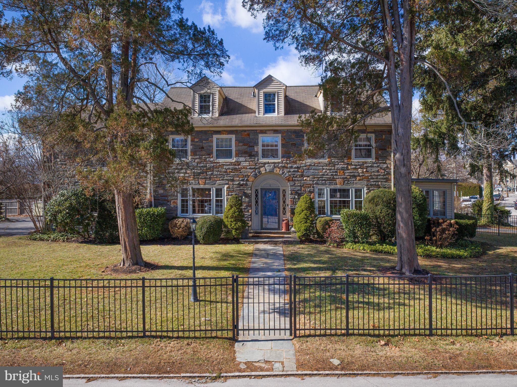 BRYN MAWR - Residential