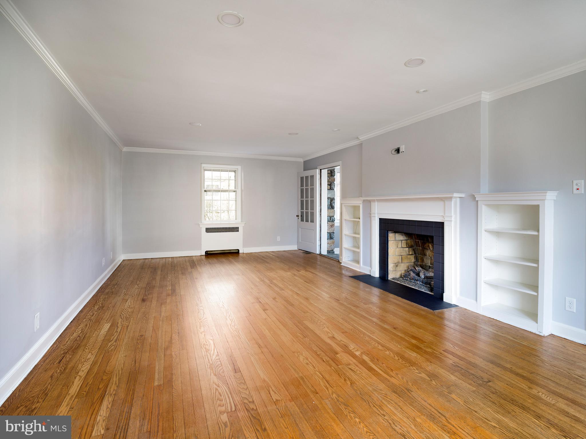 BRYN MAWR - Residential