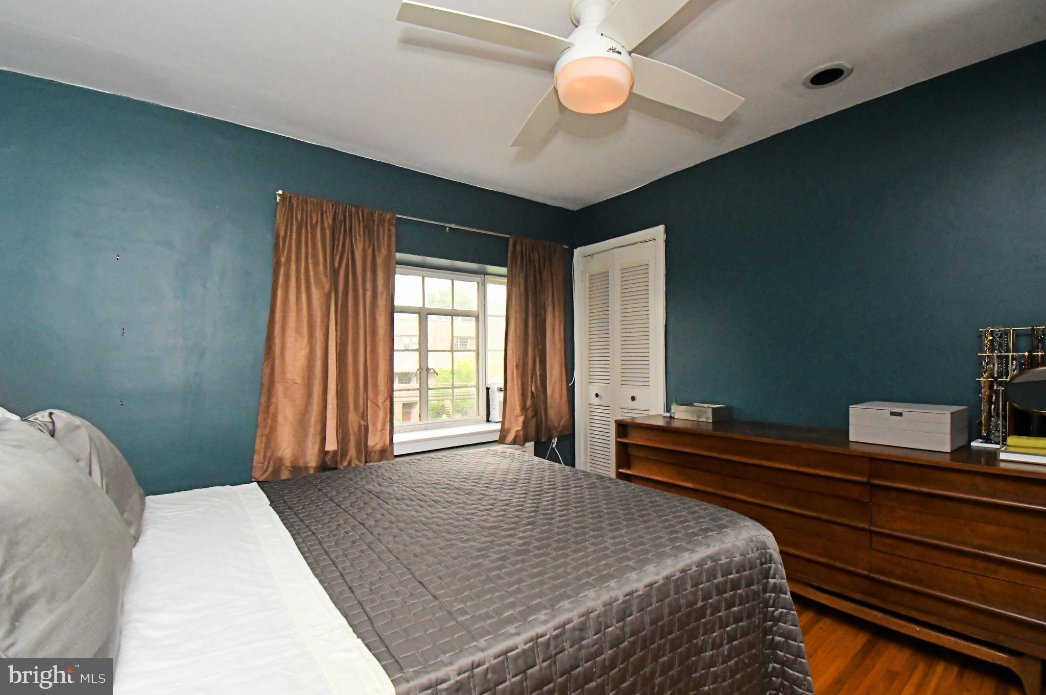 ELKINS PARK - Residential