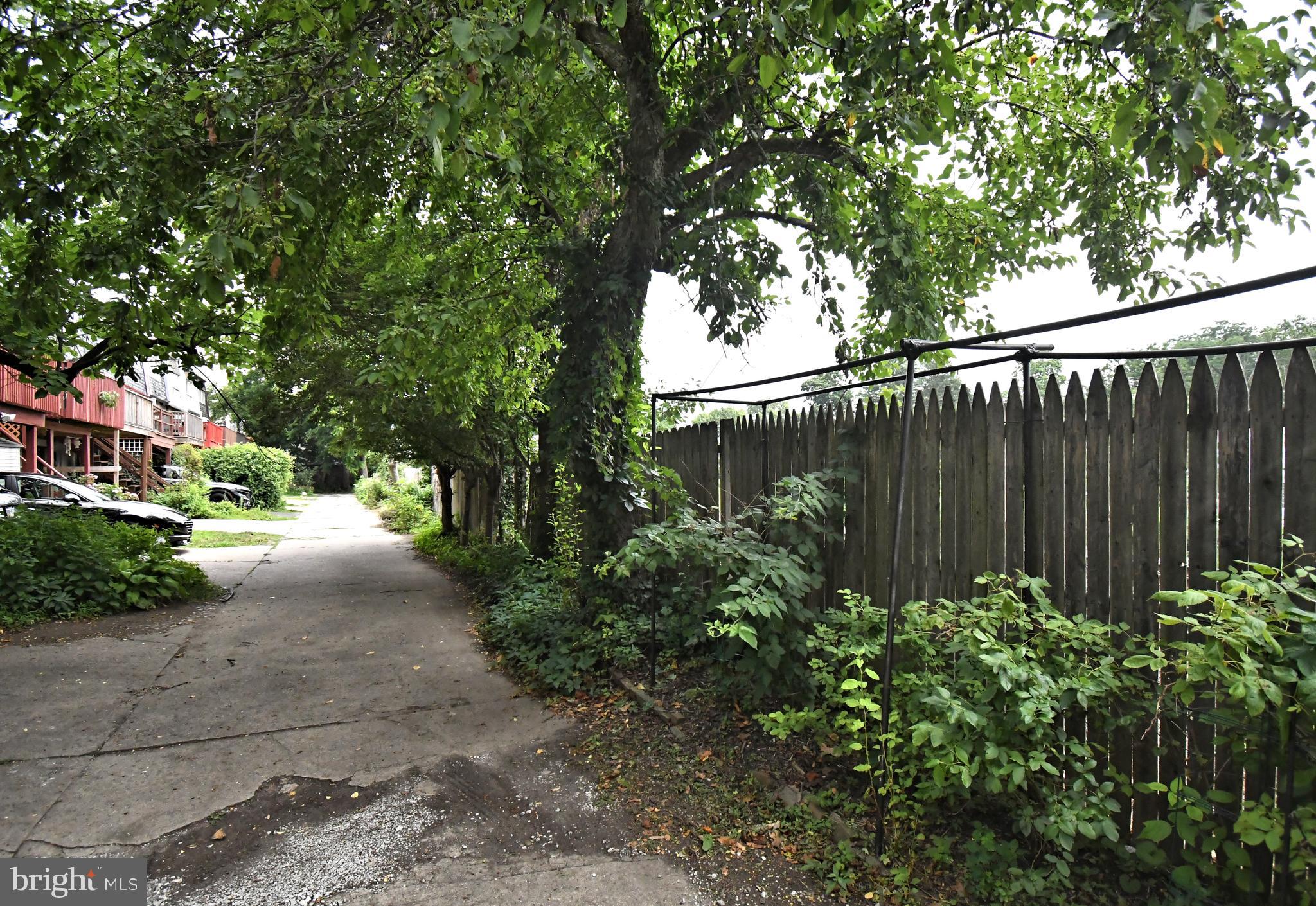 ELKINS PARK - Residential