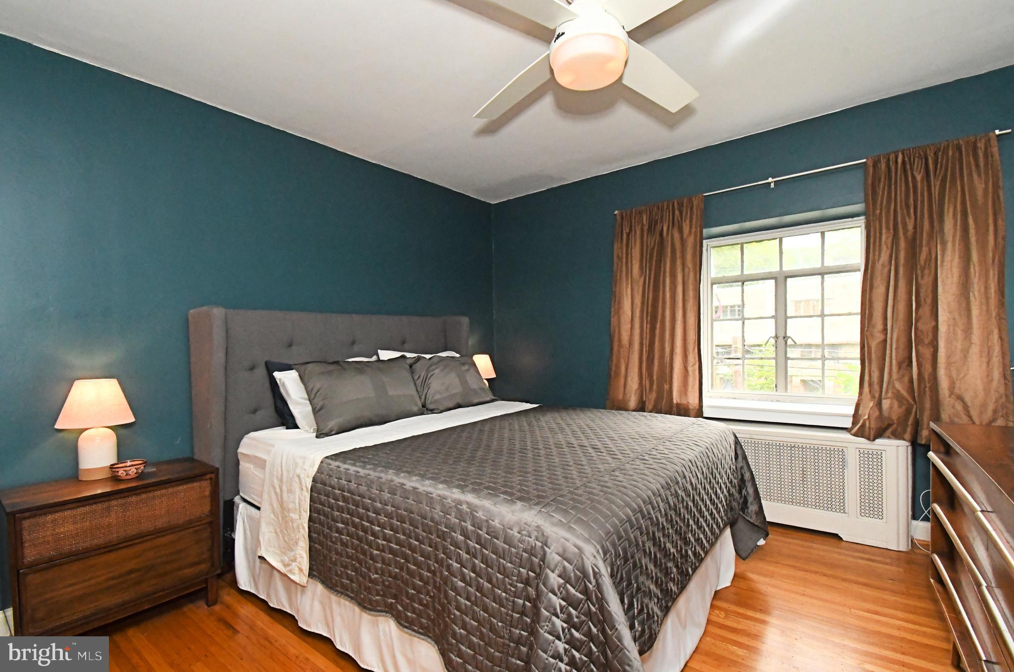 ELKINS PARK - Residential