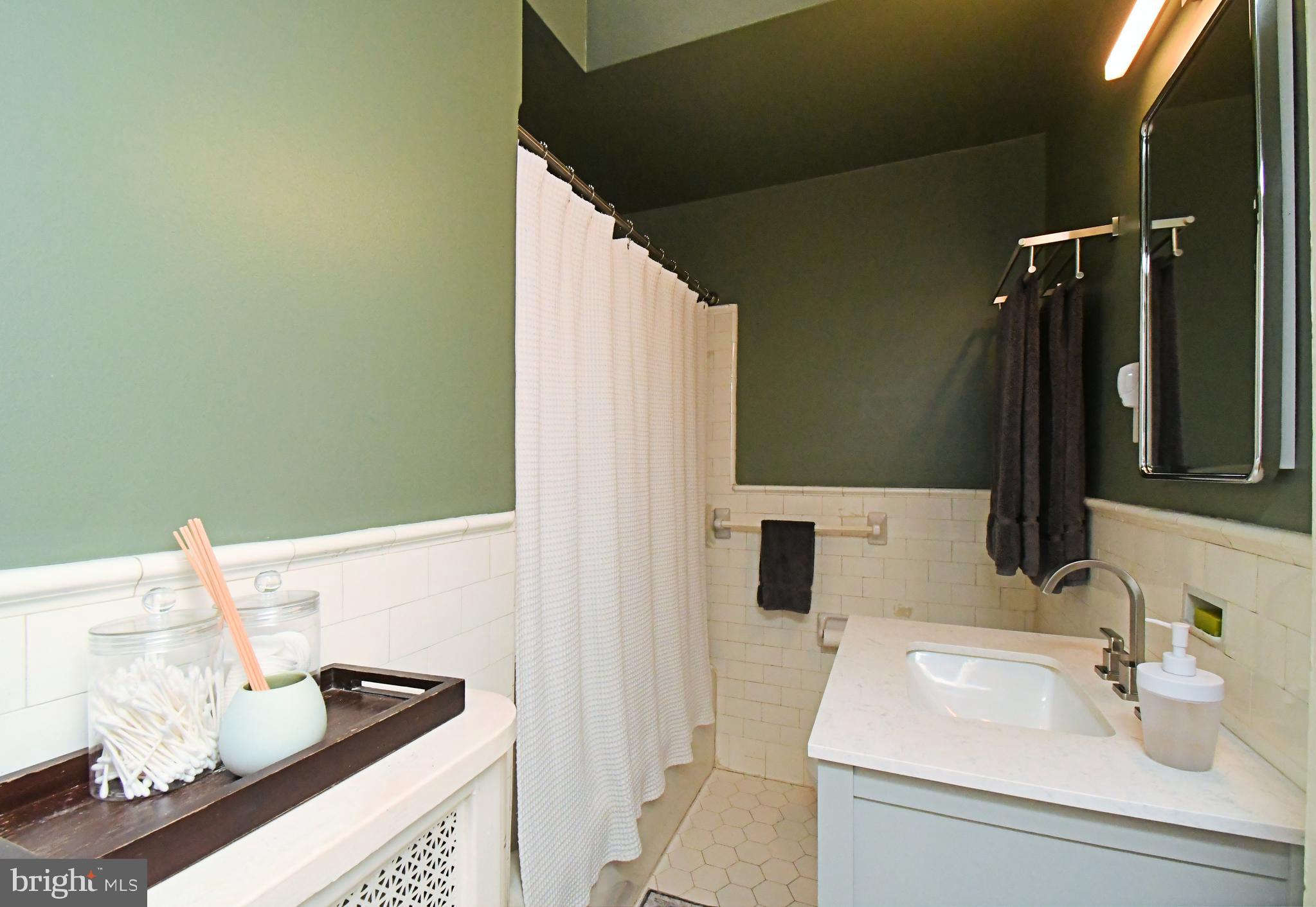 ELKINS PARK - Residential