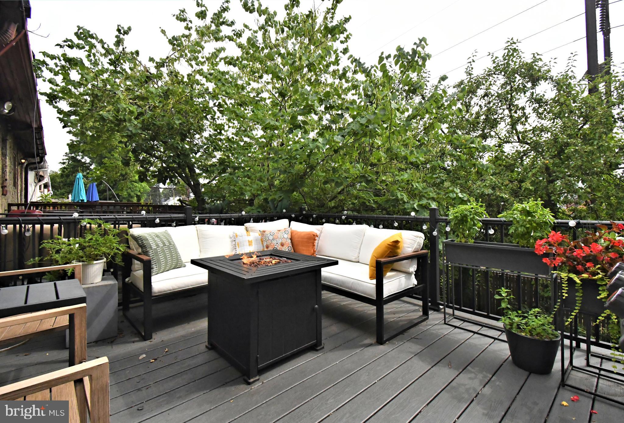 ELKINS PARK - Residential