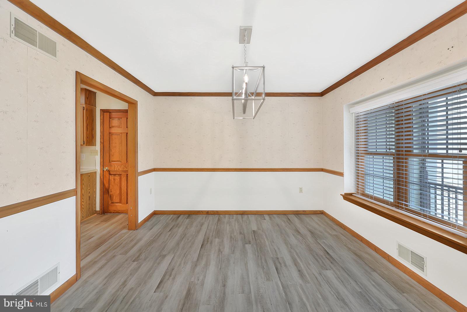 VICTORIA GLEN - Residential