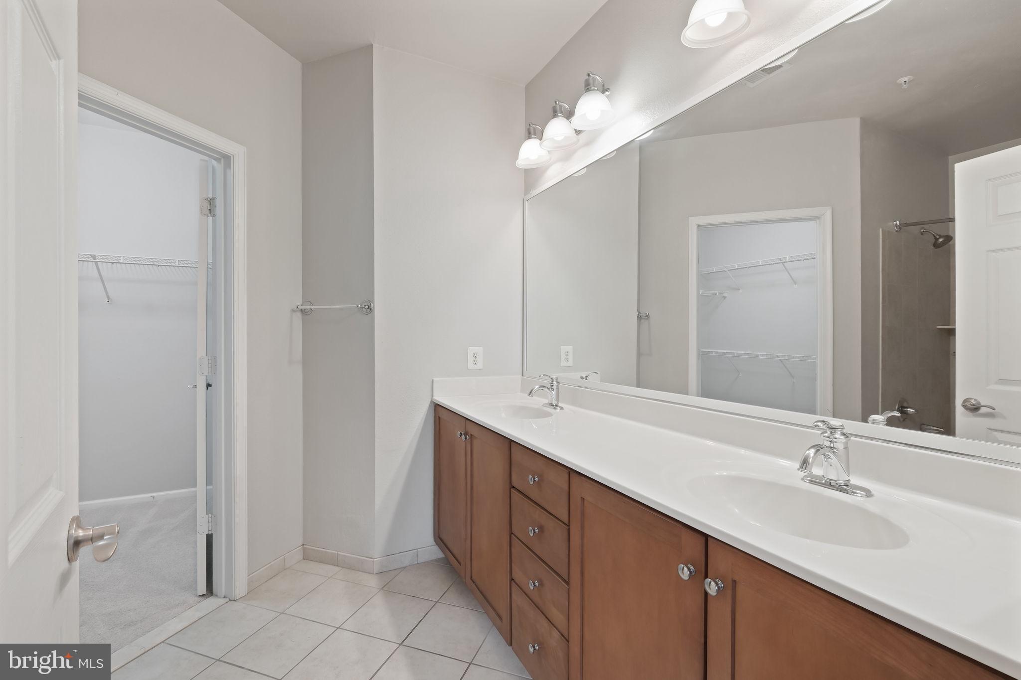 WHITE FLINT STATION - Residential