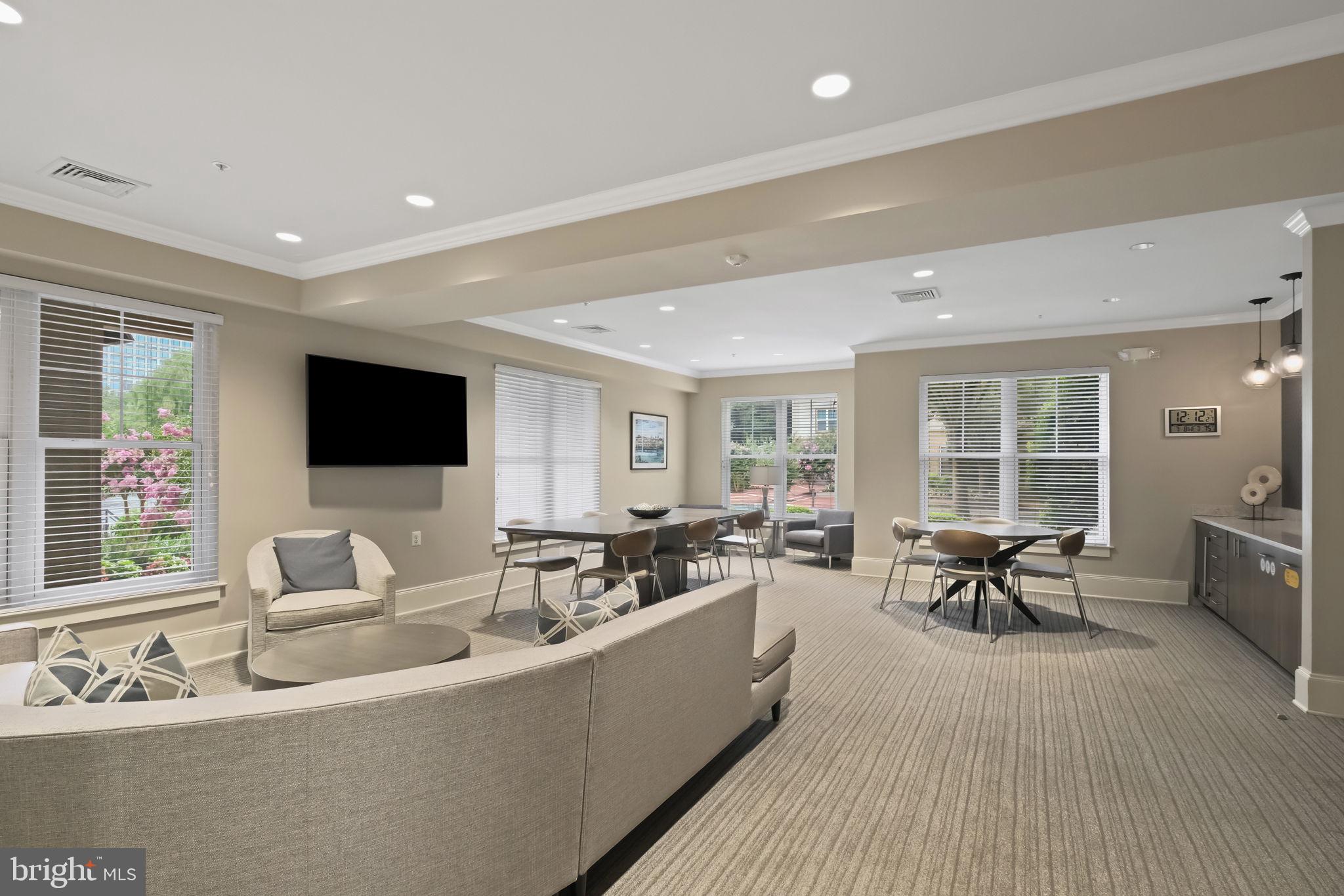 WHITE FLINT STATION - Residential