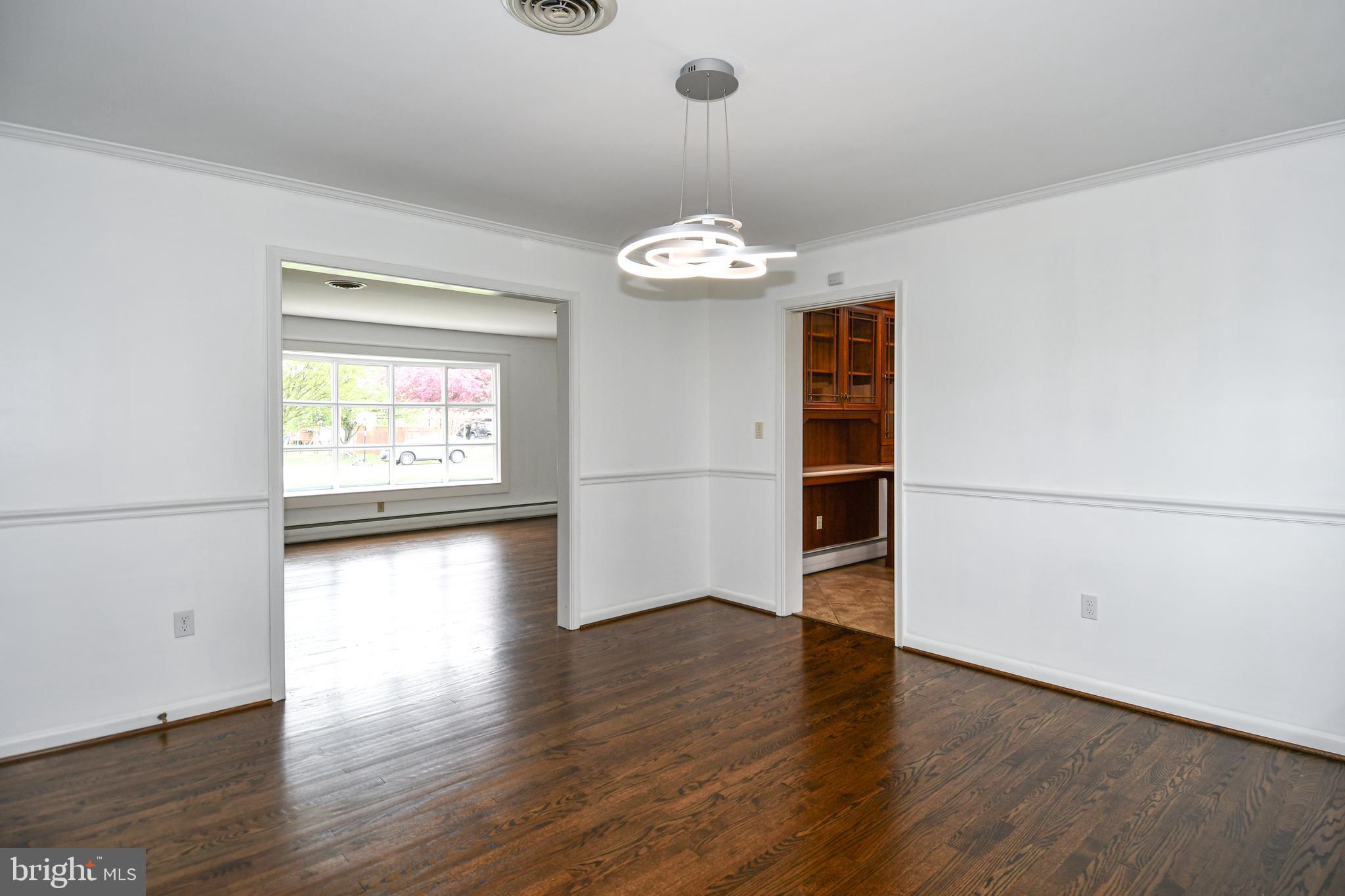 CEDAR LAWN - Residential