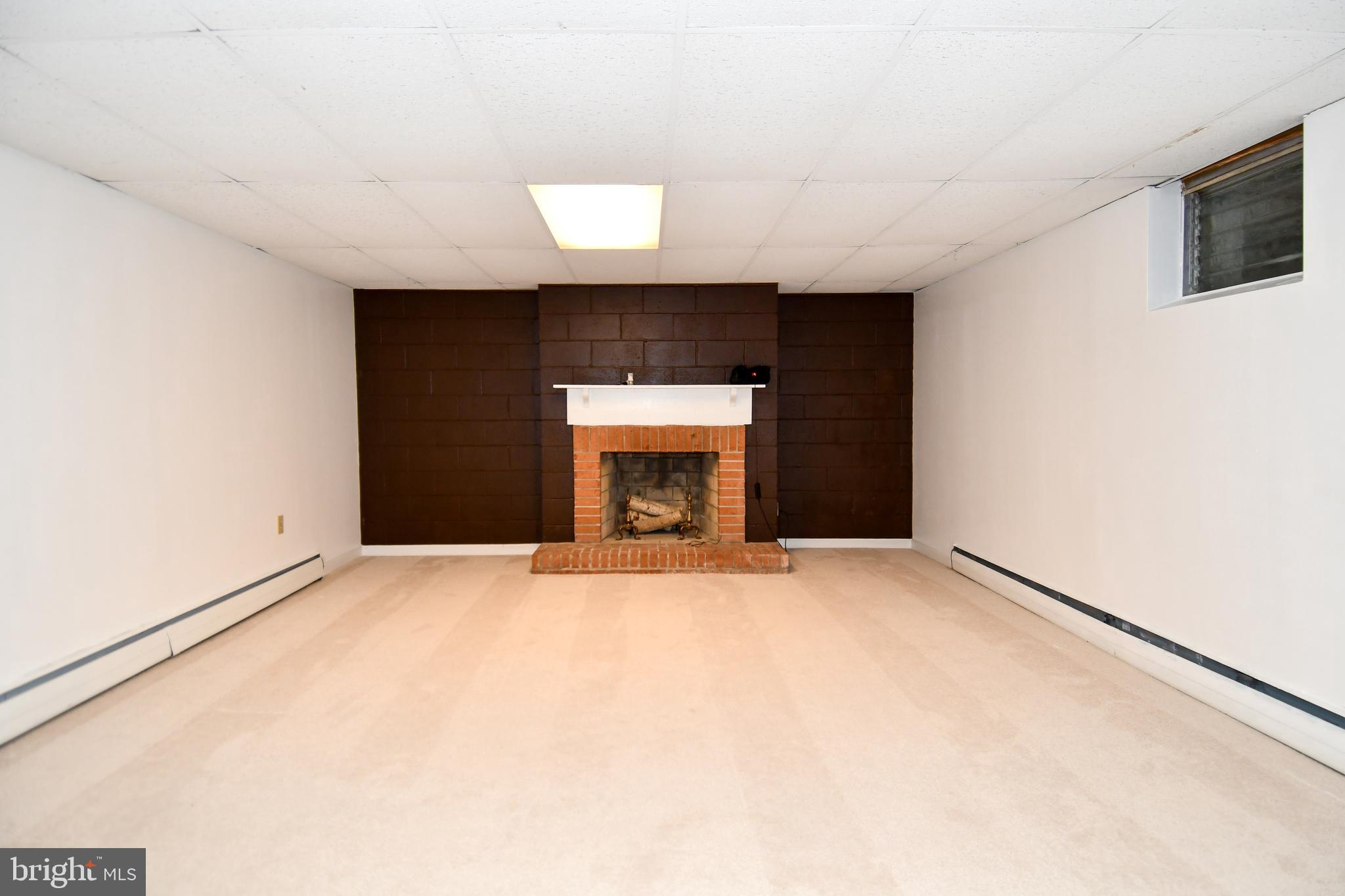 CEDAR LAWN - Residential