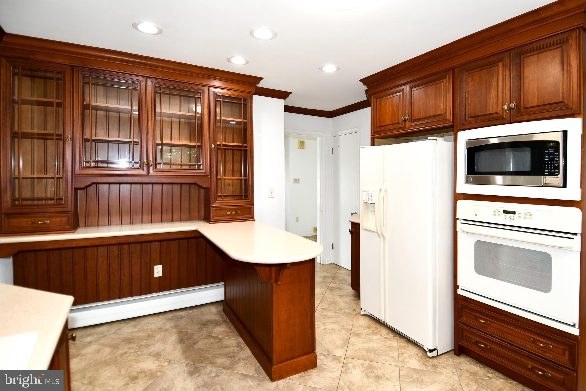 CEDAR LAWN - Residential