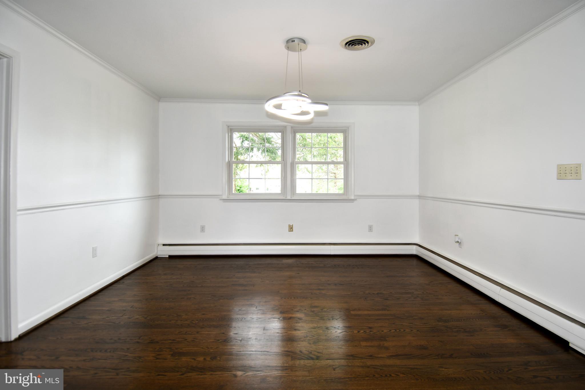 CEDAR LAWN - Residential