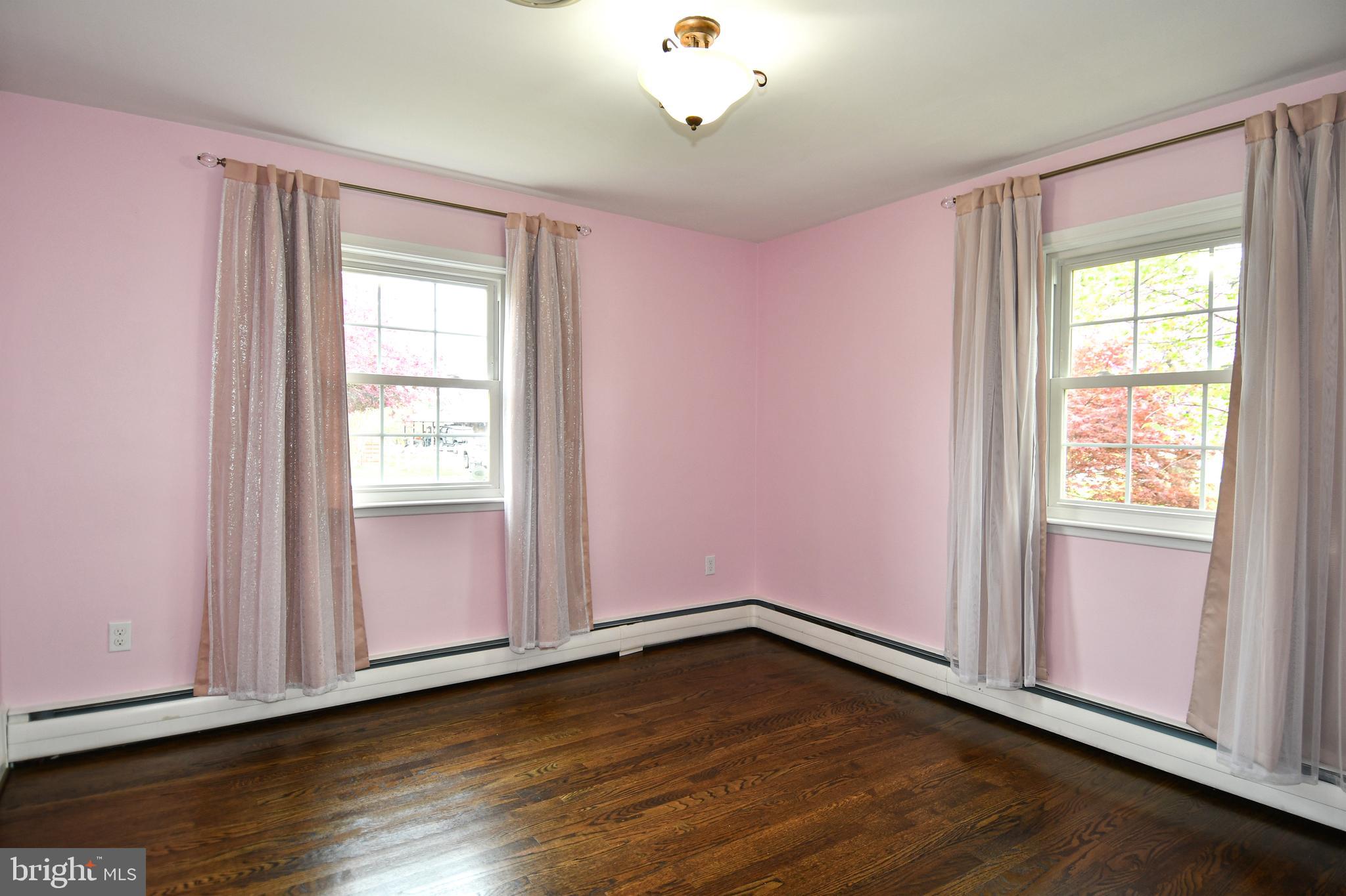 CEDAR LAWN - Residential