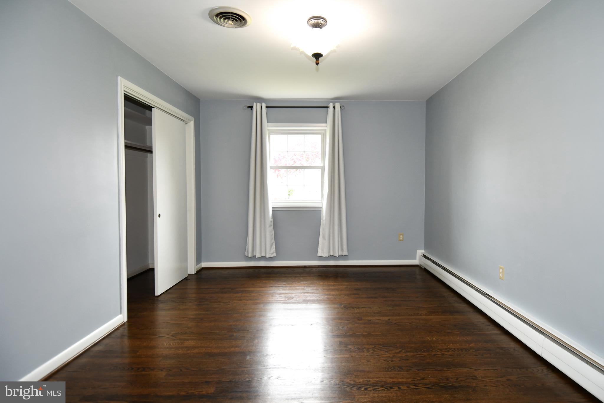 CEDAR LAWN - Residential