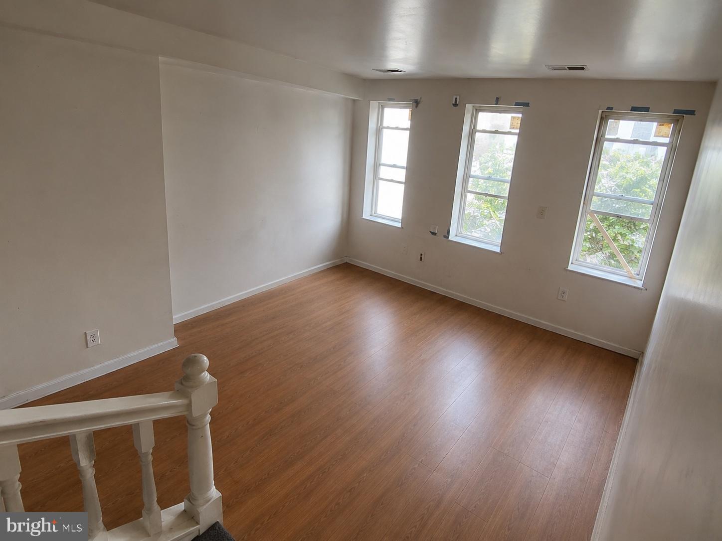 SANDTOWN-WINCHESTER - Residential