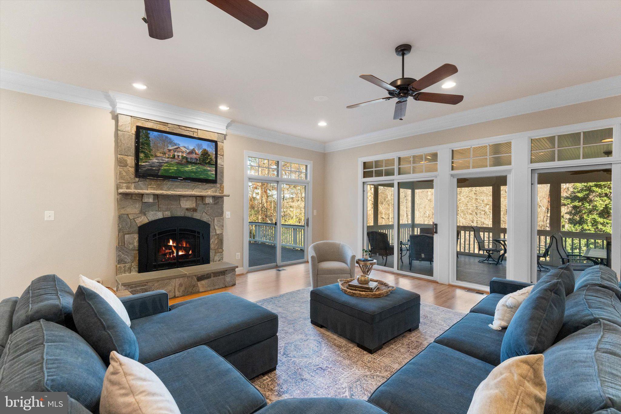 OAKTON - Residential