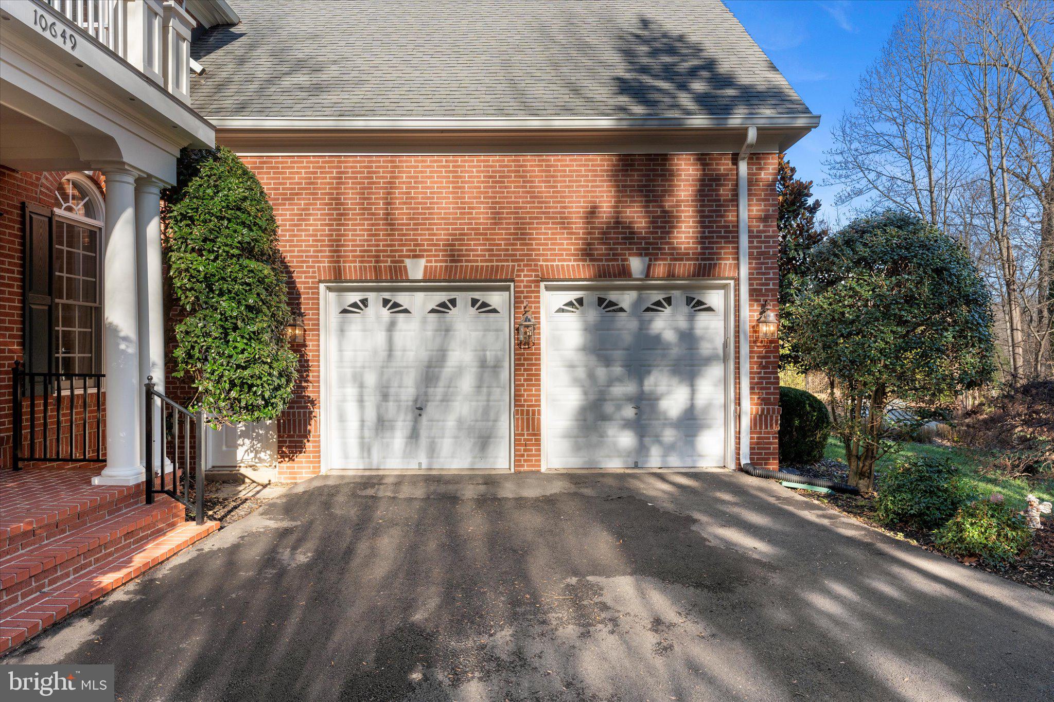 OAKTON - Residential
