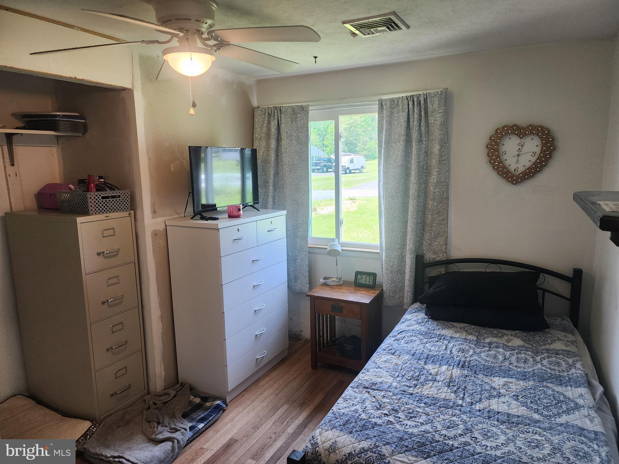 SPRING MOUNT - Residential