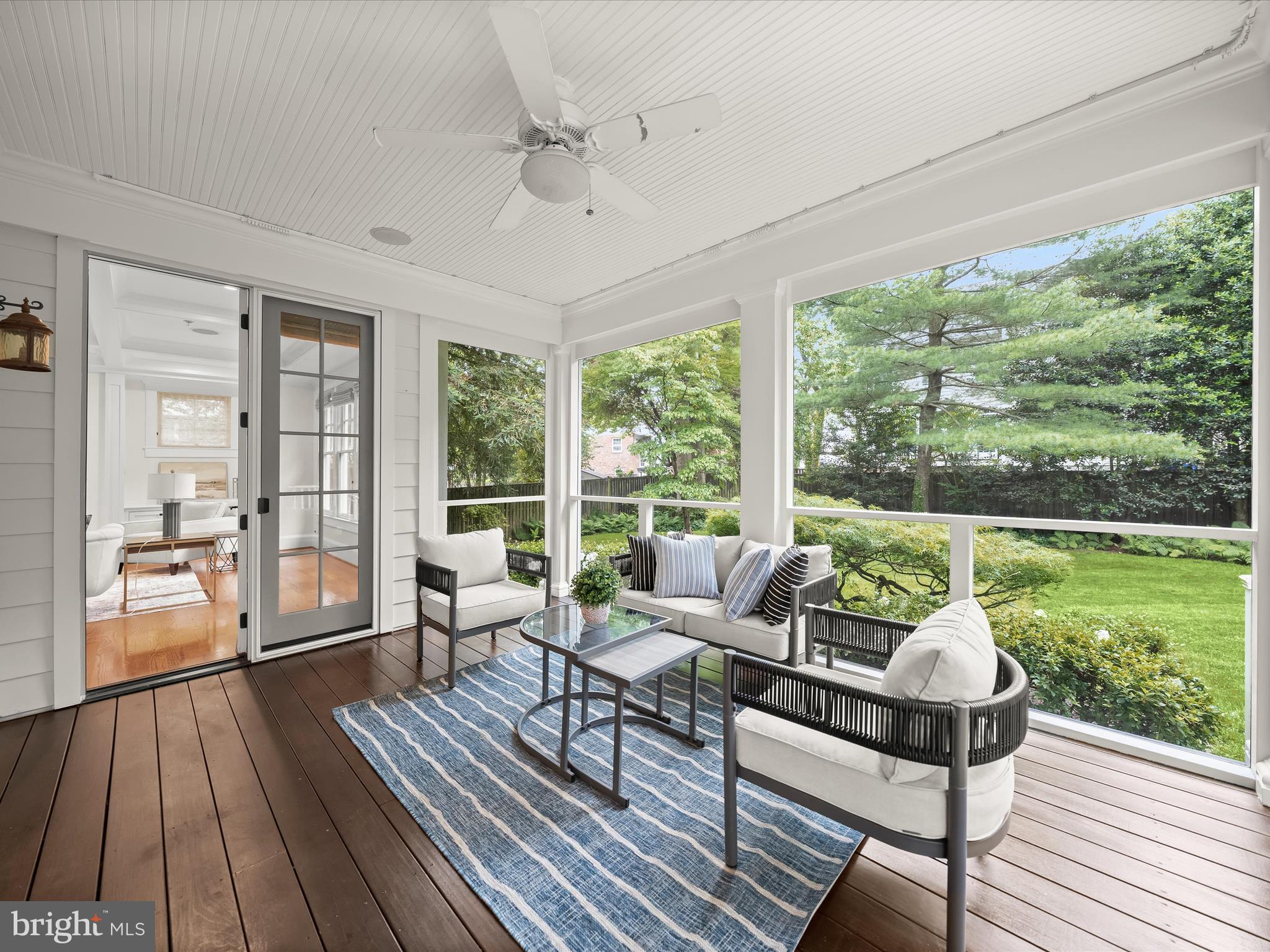PINEVIEW - Residential