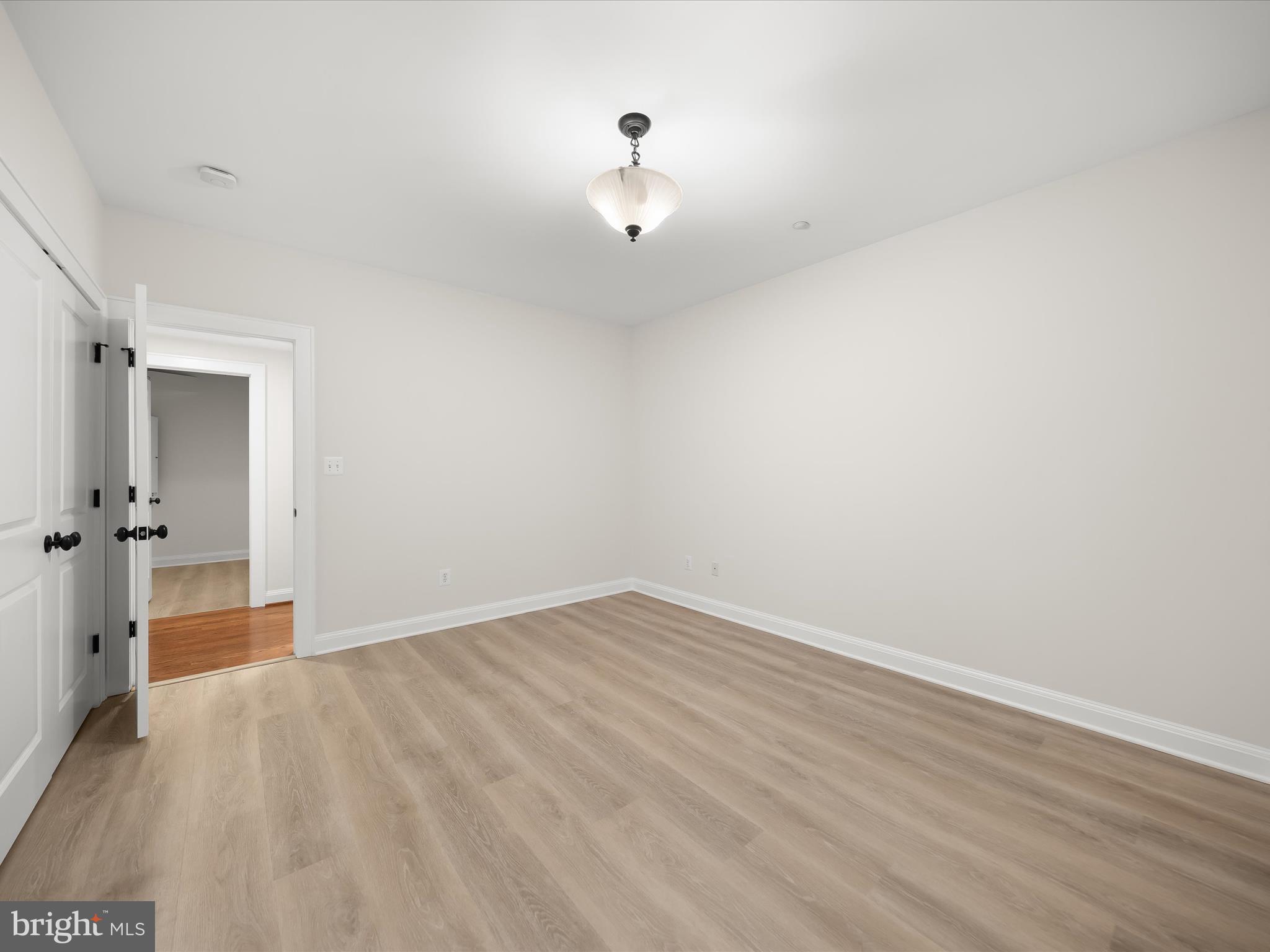 PINEVIEW - Residential