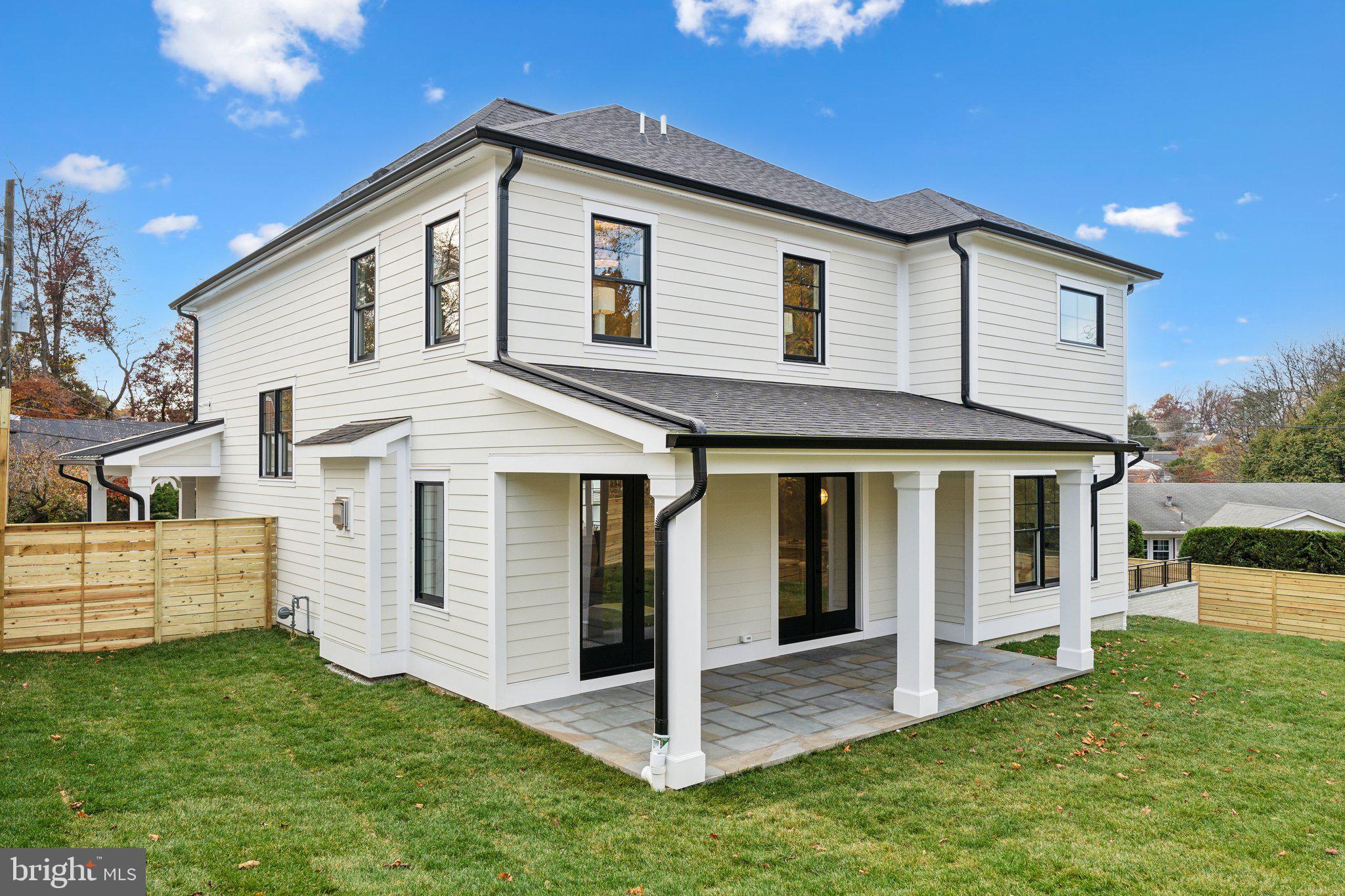 KENWOOD PARK - Residential