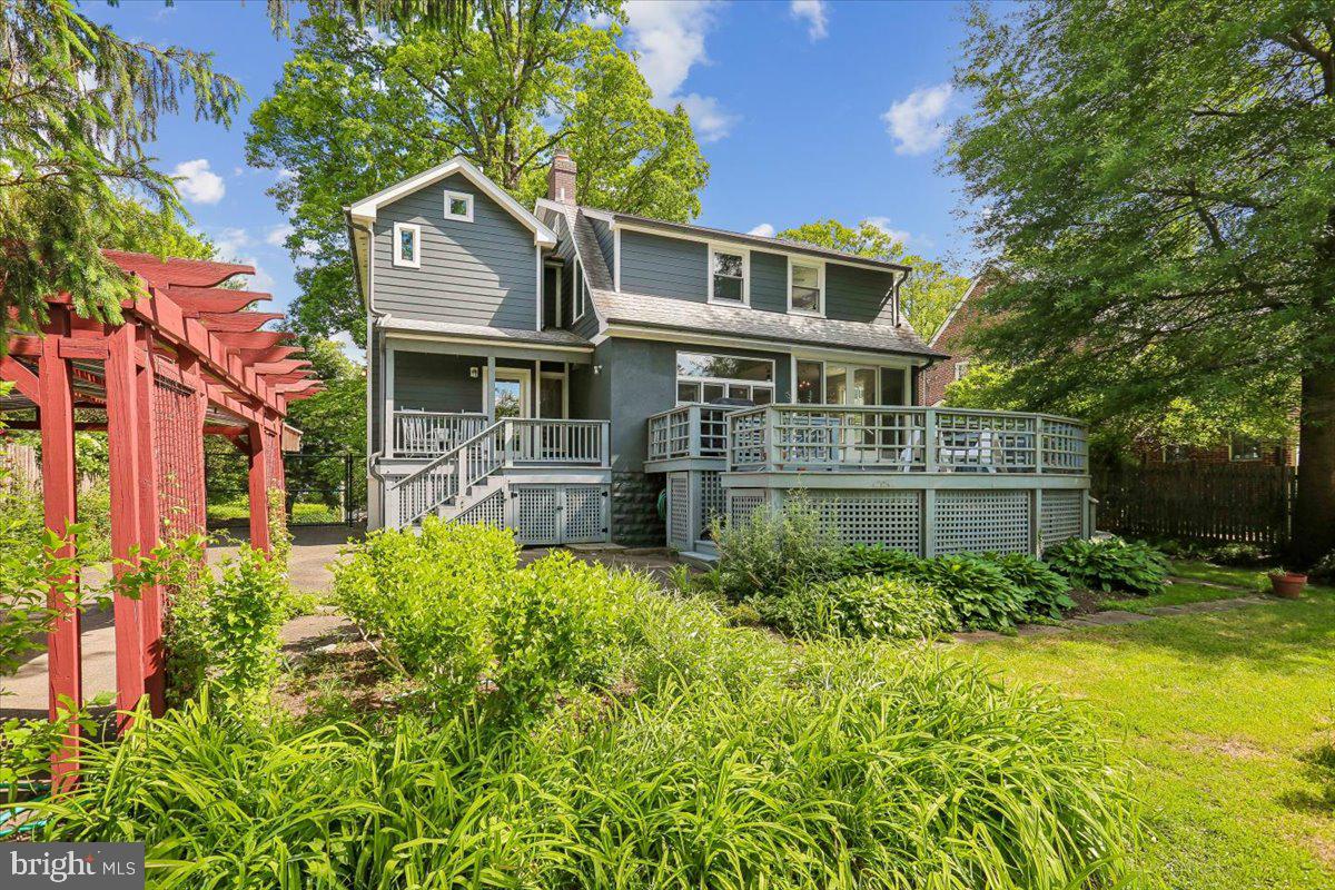 CHEVY CHASE - Residential
