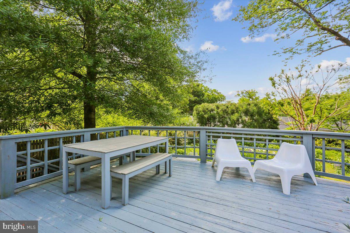 CHEVY CHASE - Residential