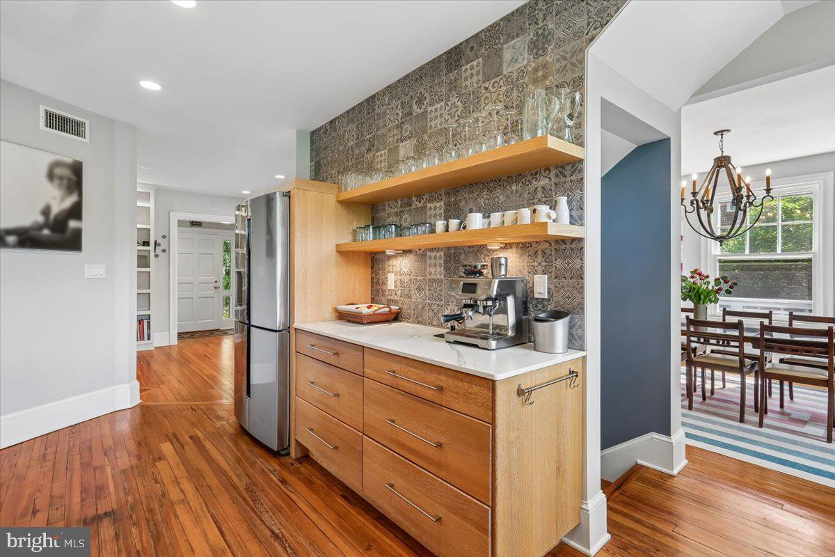 CHEVY CHASE - Residential
