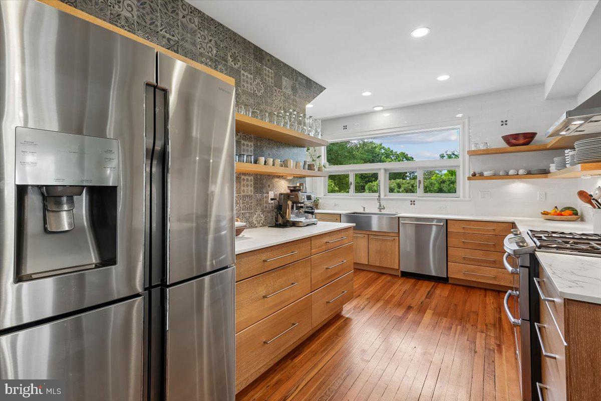 CHEVY CHASE - Residential