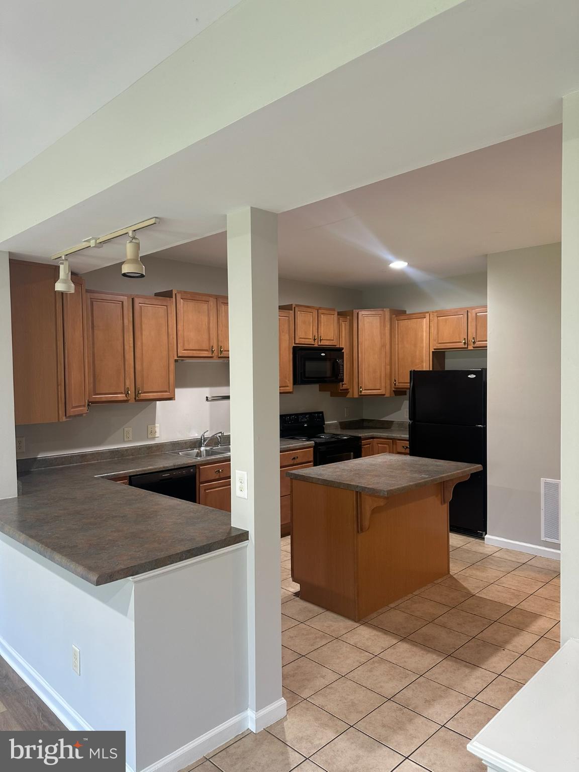 PROGRESS VILLAGE - Residential