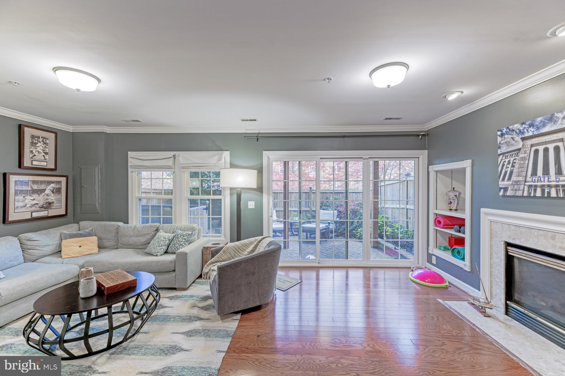 OLD TOWN GREENS - Residential