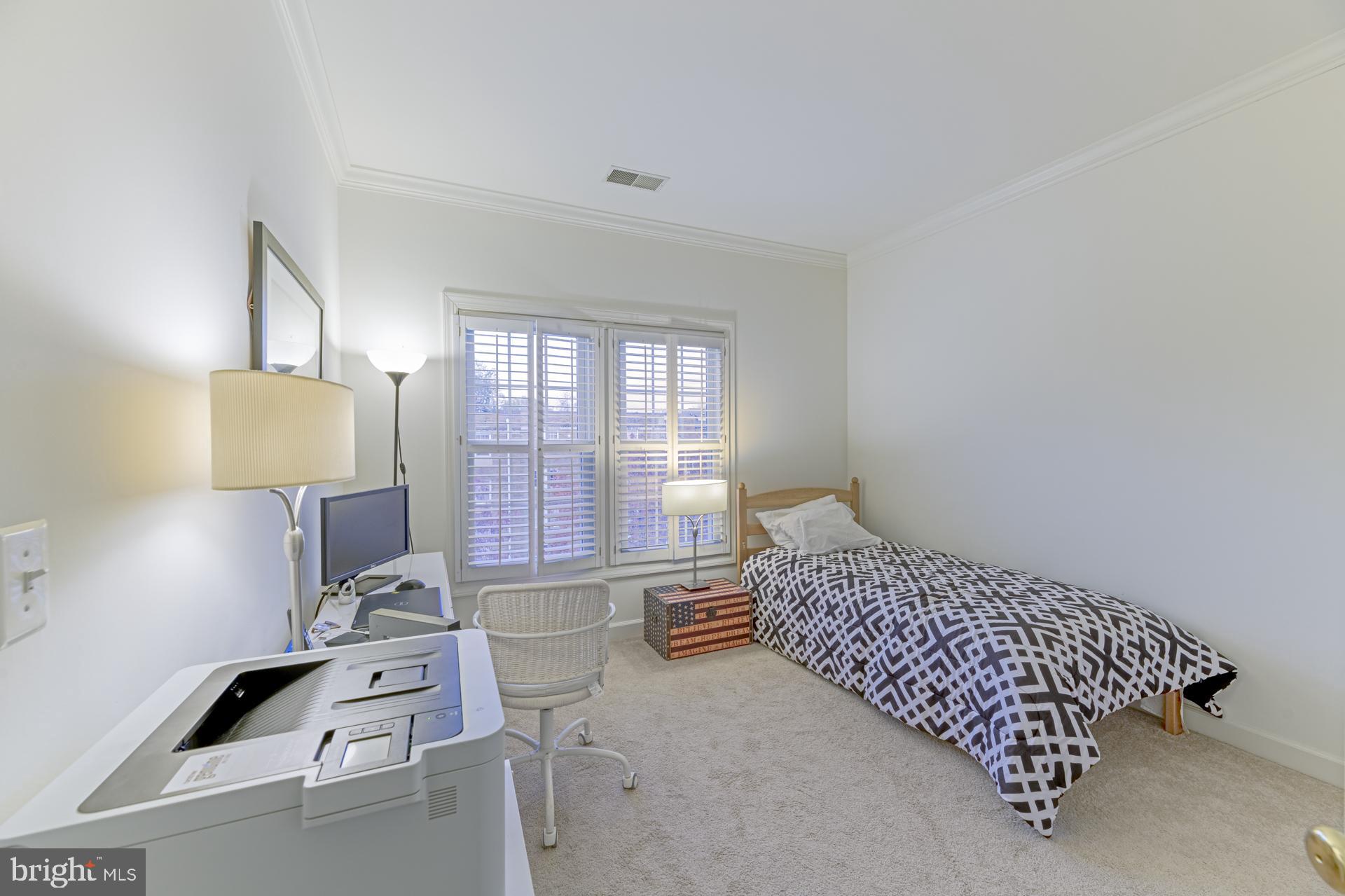 OLD TOWN GREENS - Residential