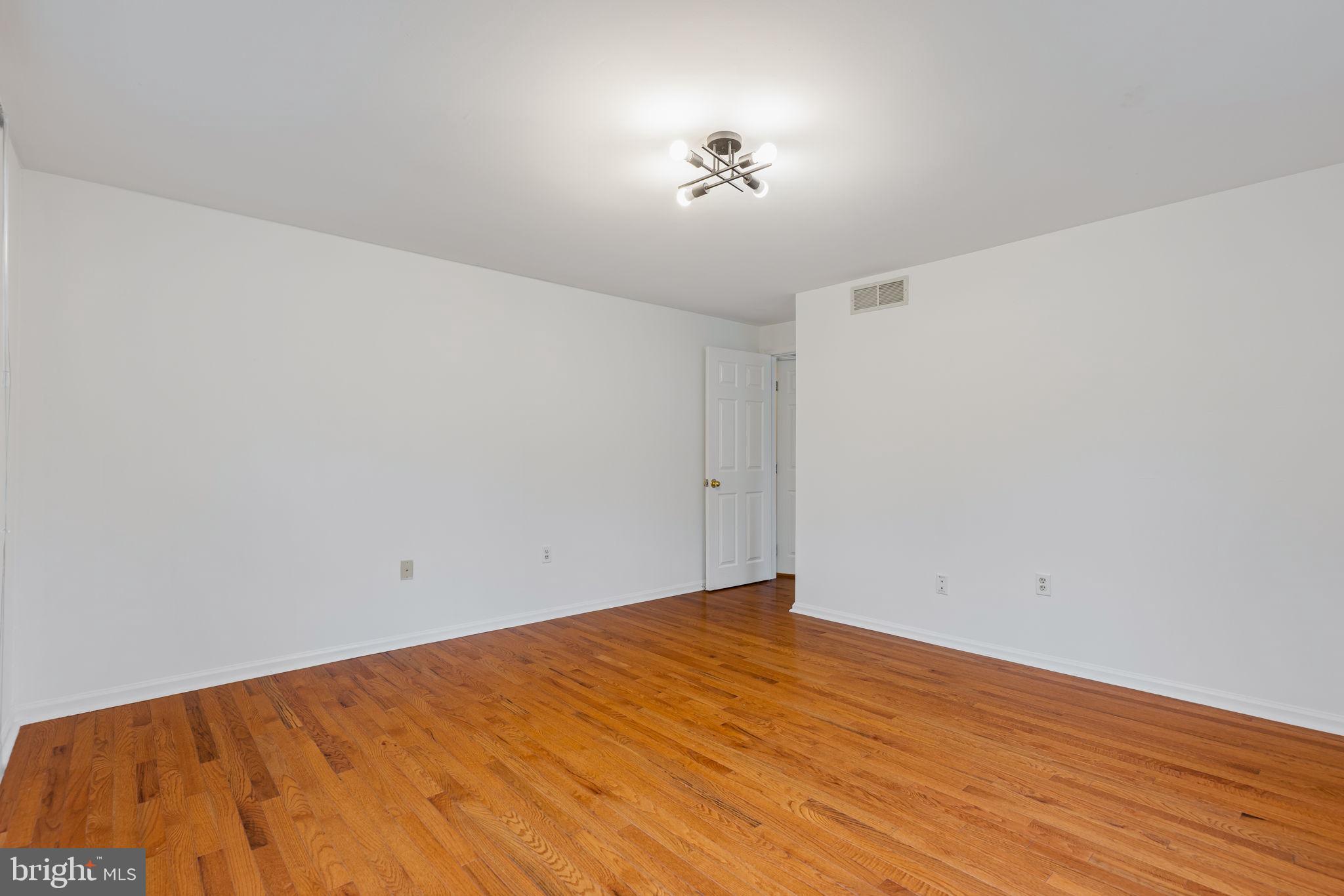 WYNDMOOR - Residential
