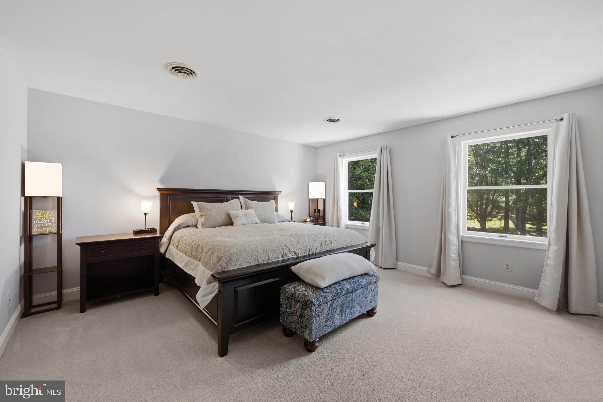 HERITAGE WOODS - Residential