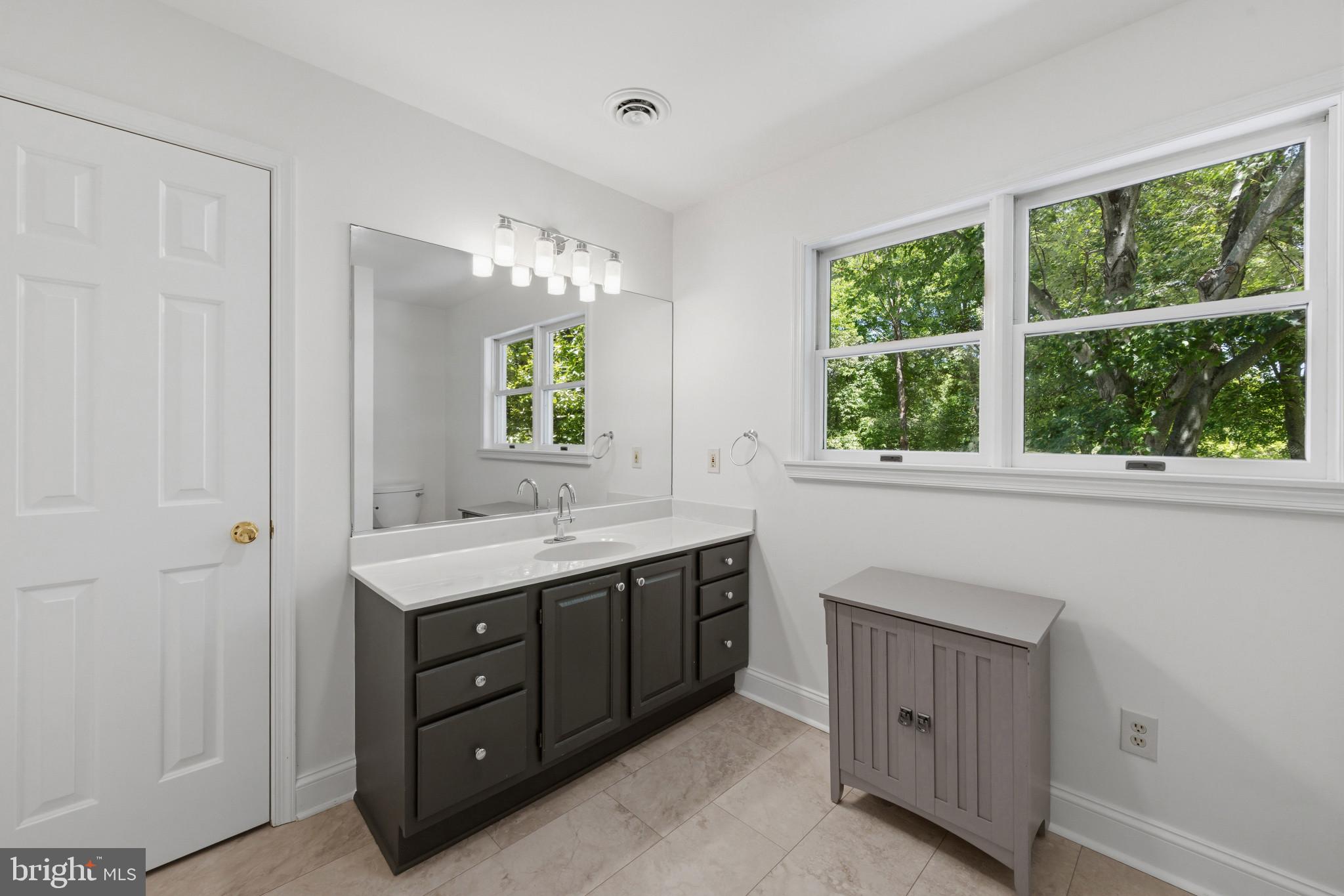 HERITAGE WOODS - Residential