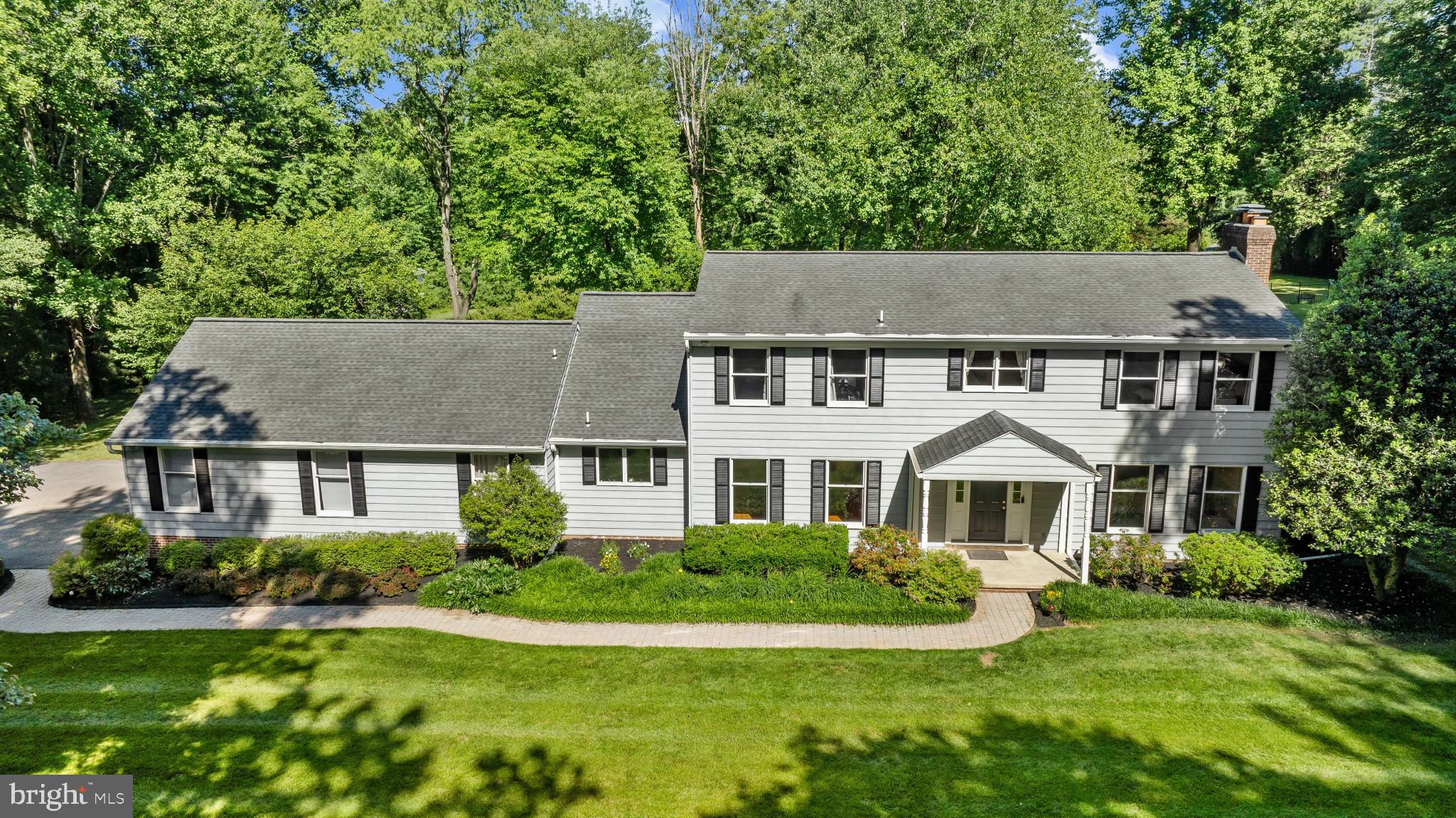 HERITAGE WOODS - Residential