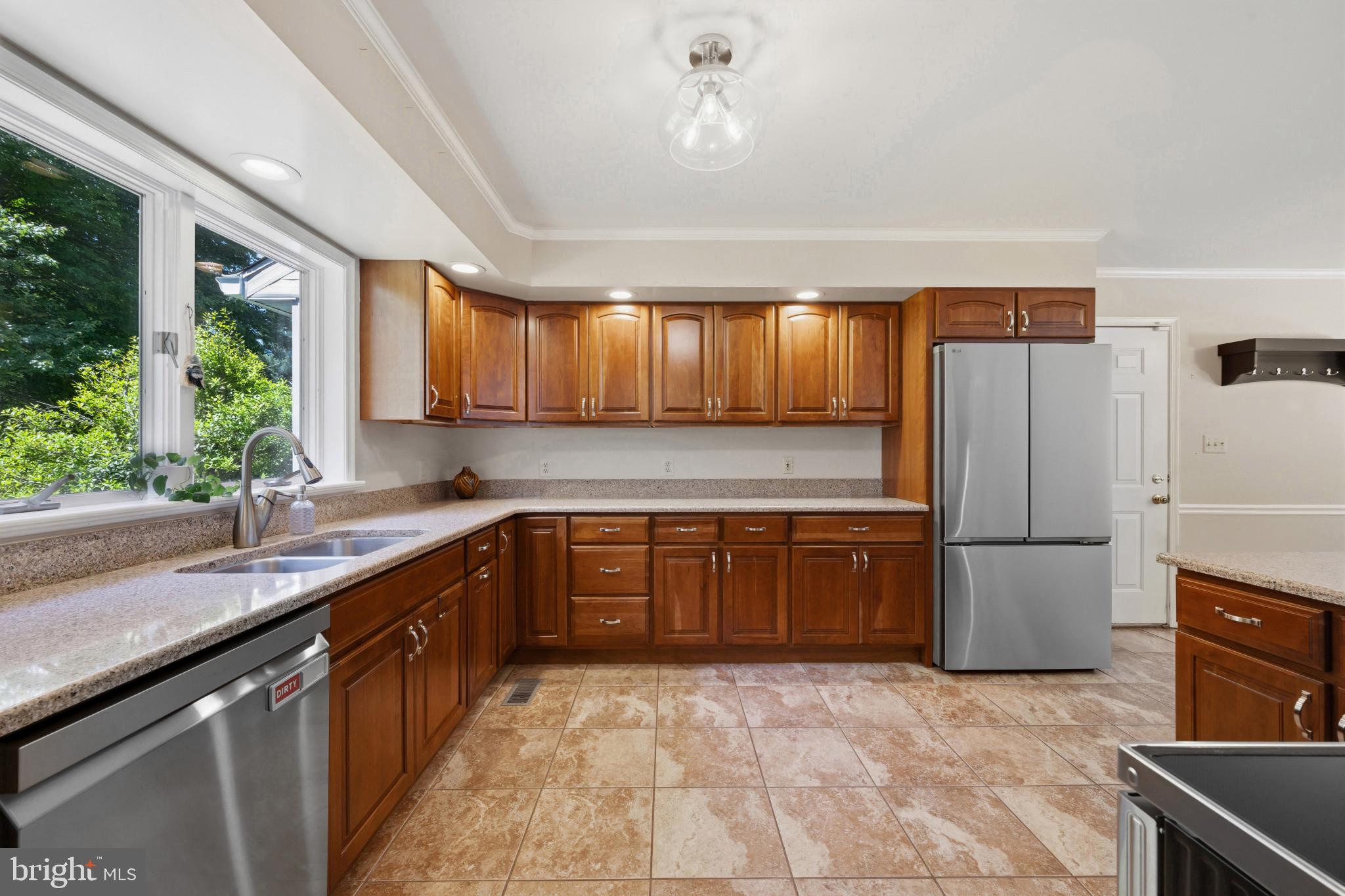 HERITAGE WOODS - Residential