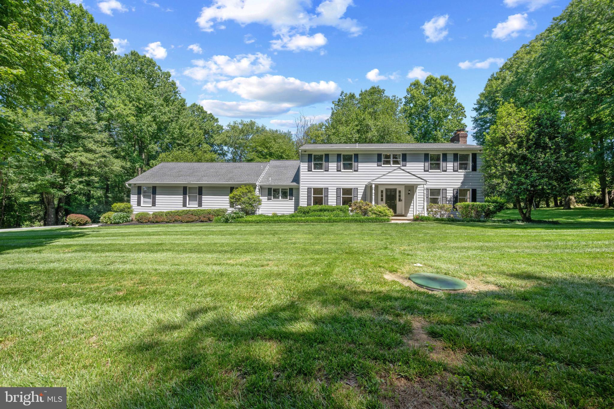 HERITAGE WOODS - Residential