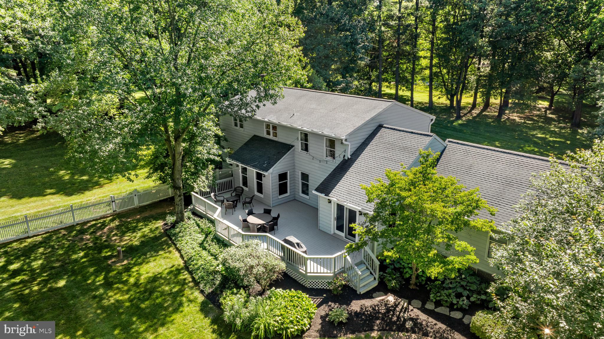 HERITAGE WOODS - Residential